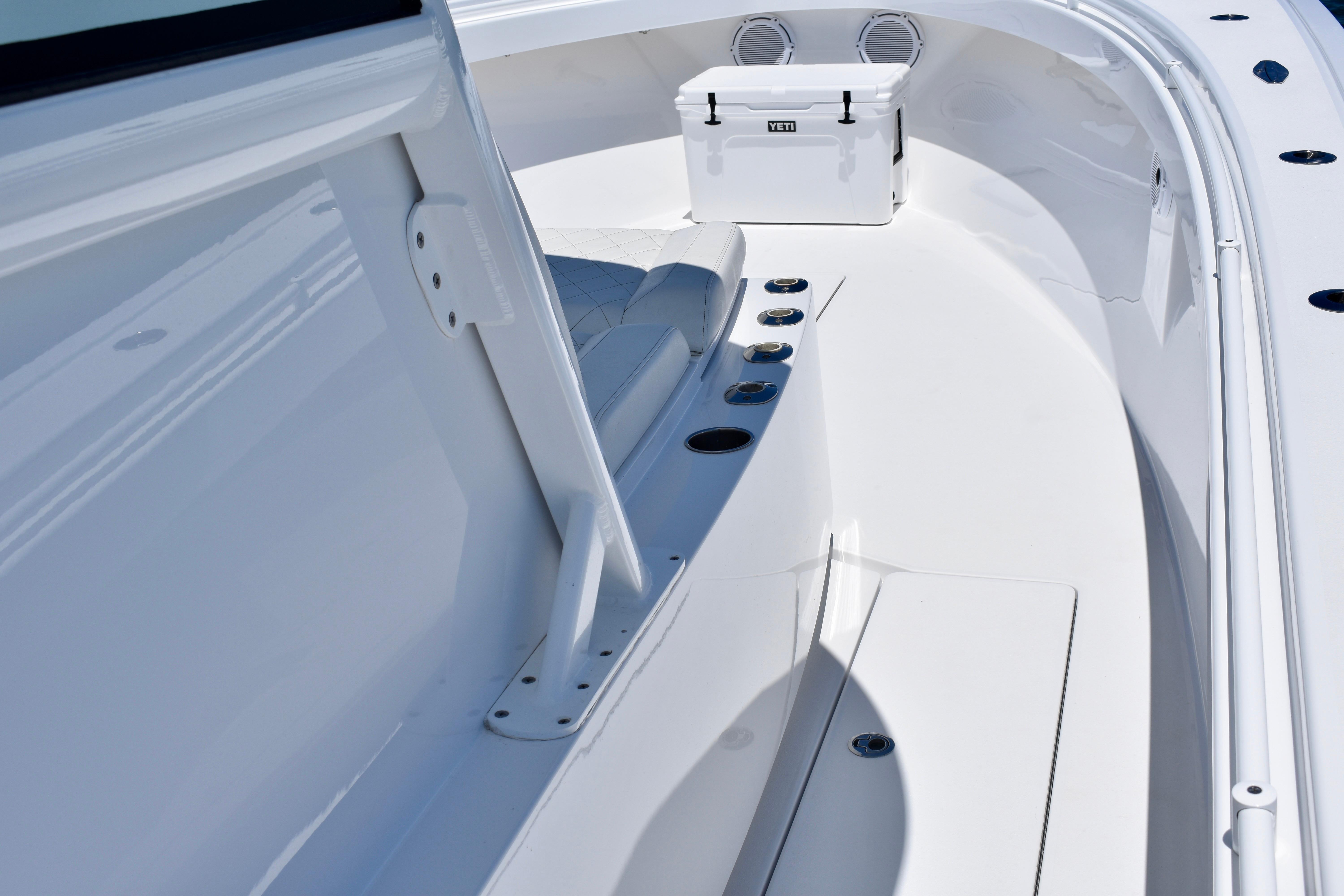 2022 Onslow Bay 41 Tournament boat deck with seating and Yeti cooler.