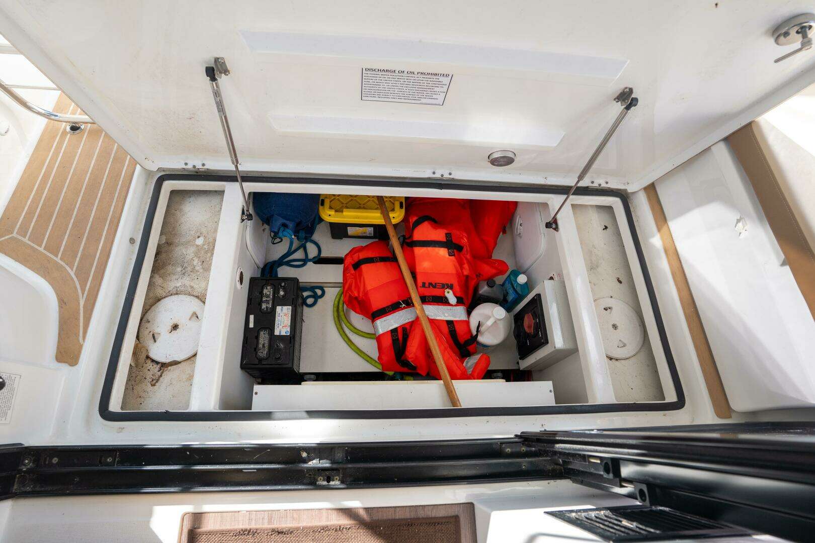 2021 Beneteau Antares 9 - Image 19