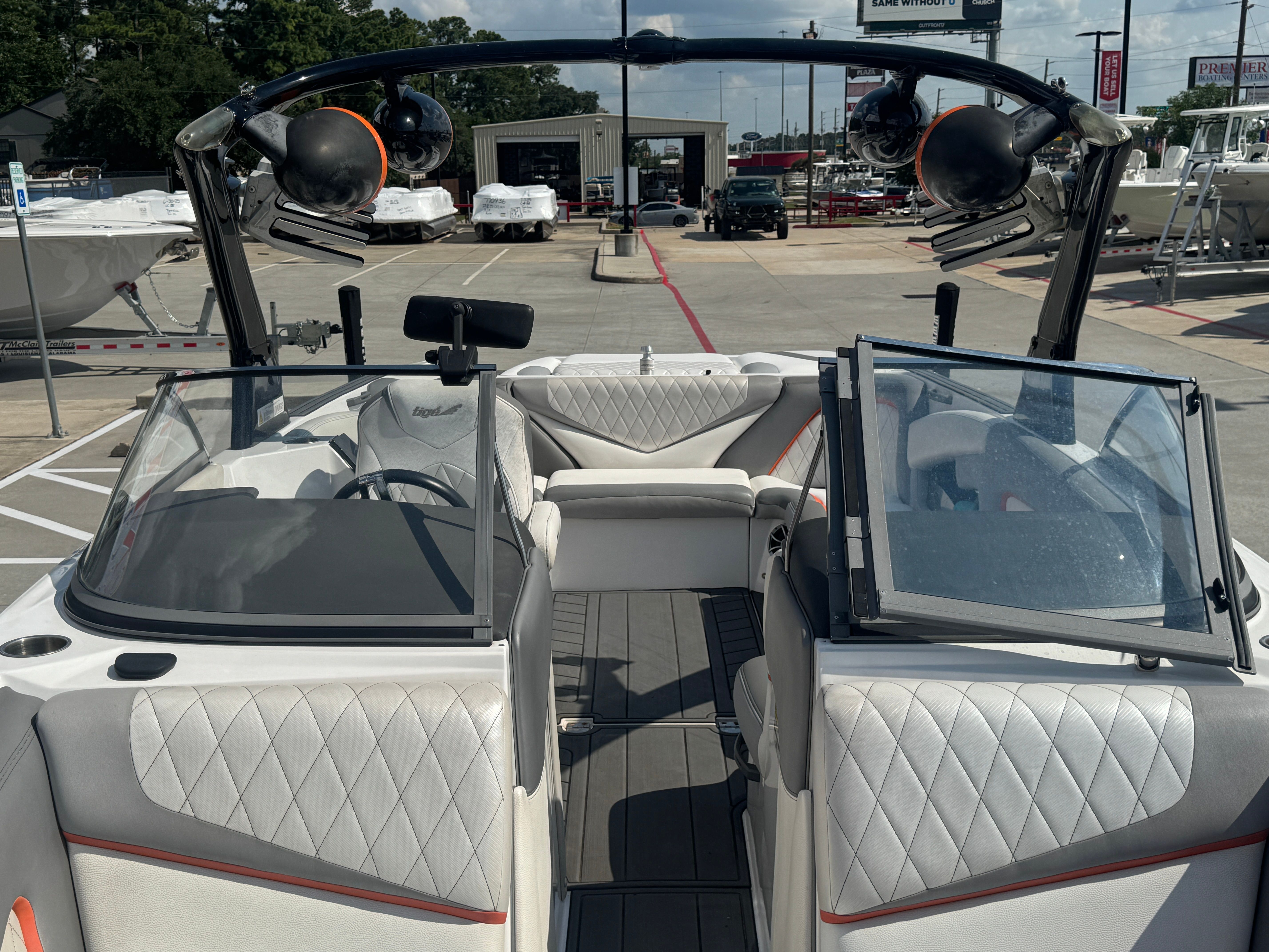2015 Tigé RZ4 - 15