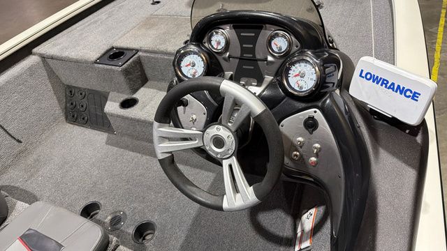 2023 Tracker Pro Team 195 TXW W/ Mercury 150 - 15