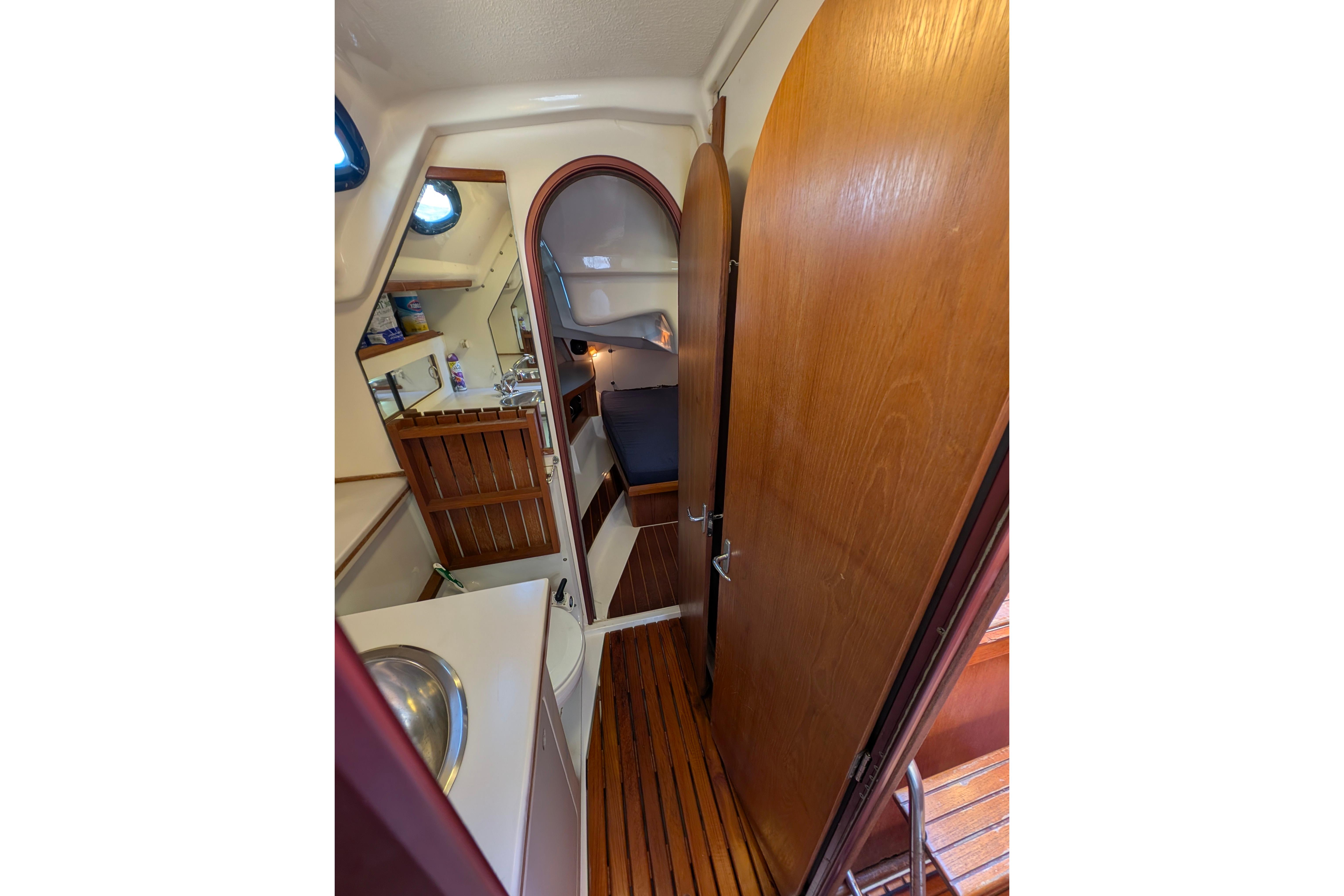 1988 Hunter Legend 37 - 18