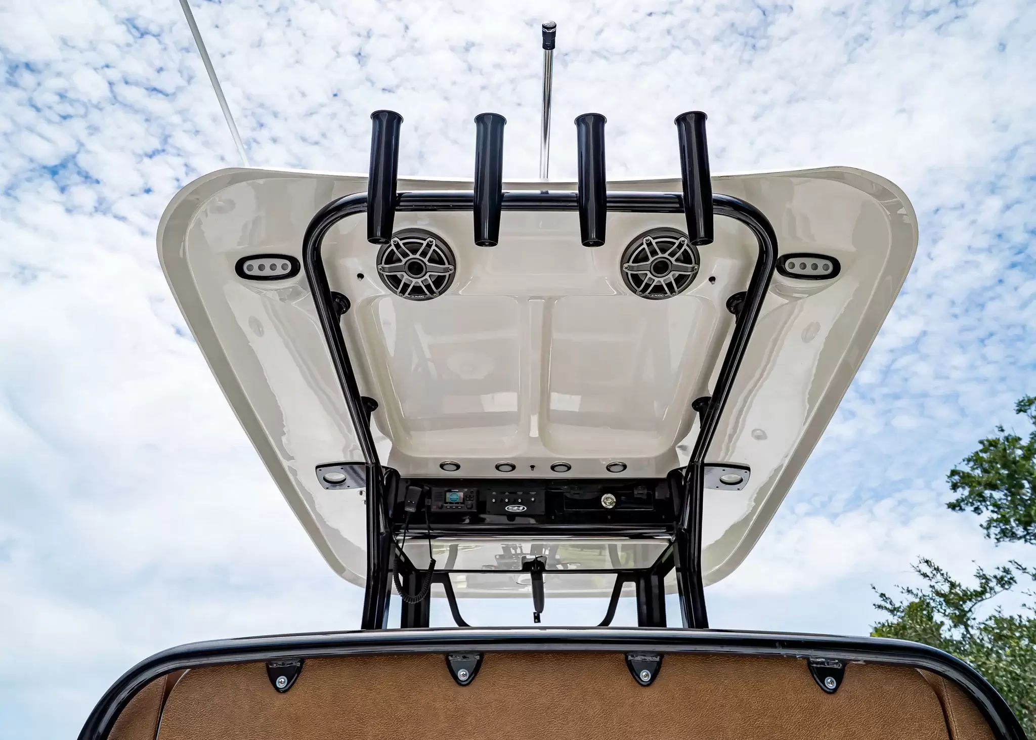2027 Sea Hunt Ultra 265 SE - 17
