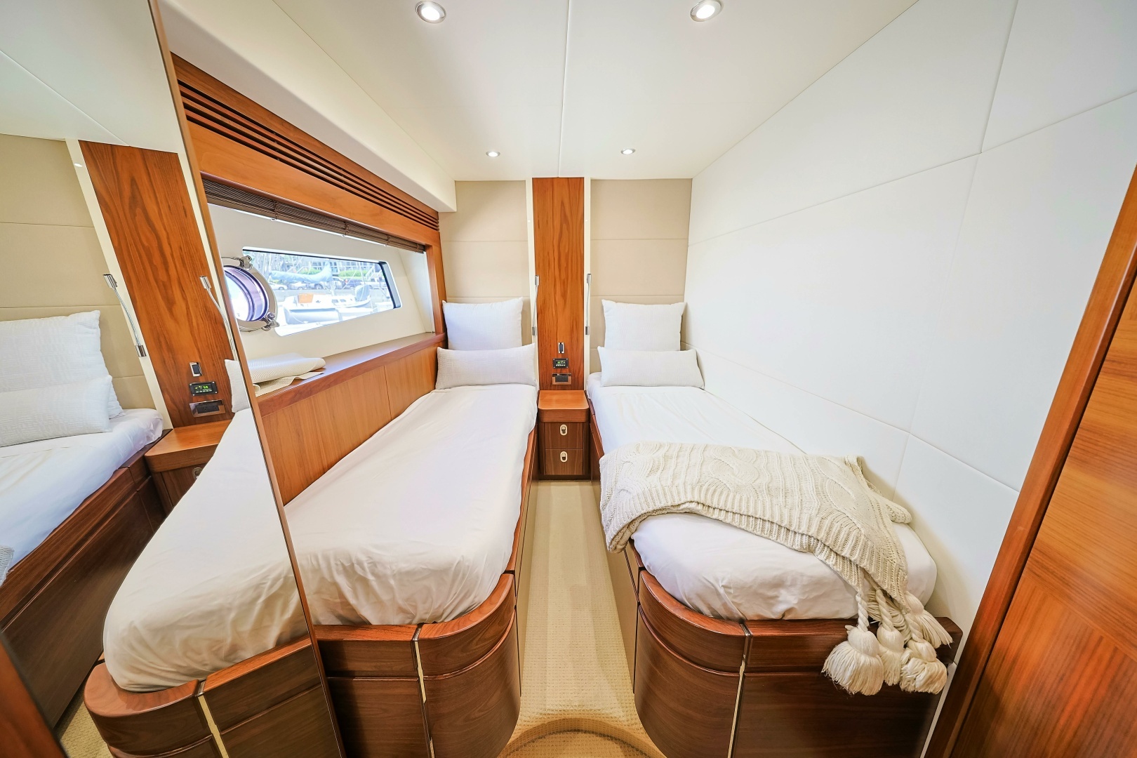 2016 Sunseeker — - Image 21