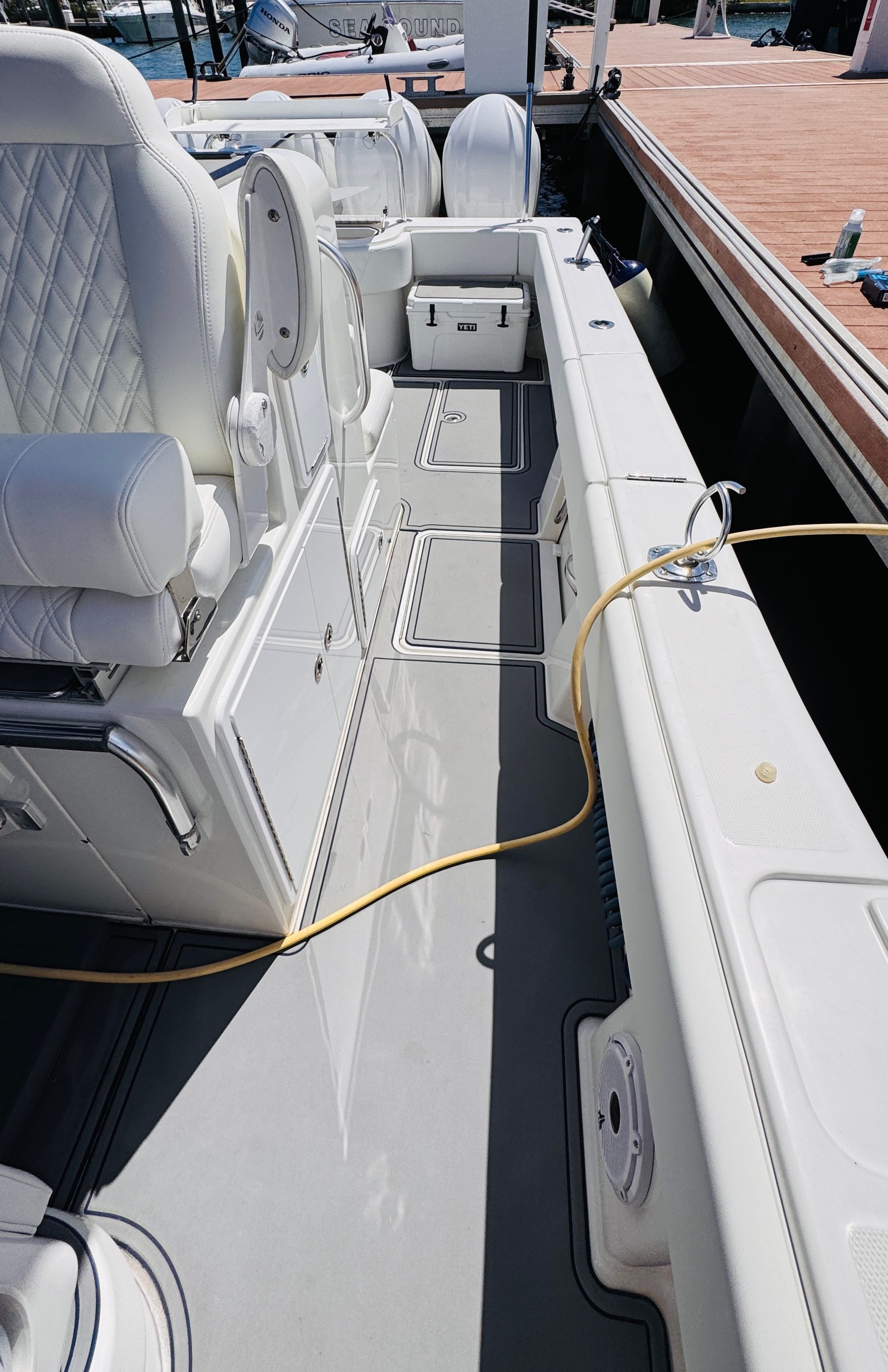 2013 Invincible 42 Open Fisherman - 13