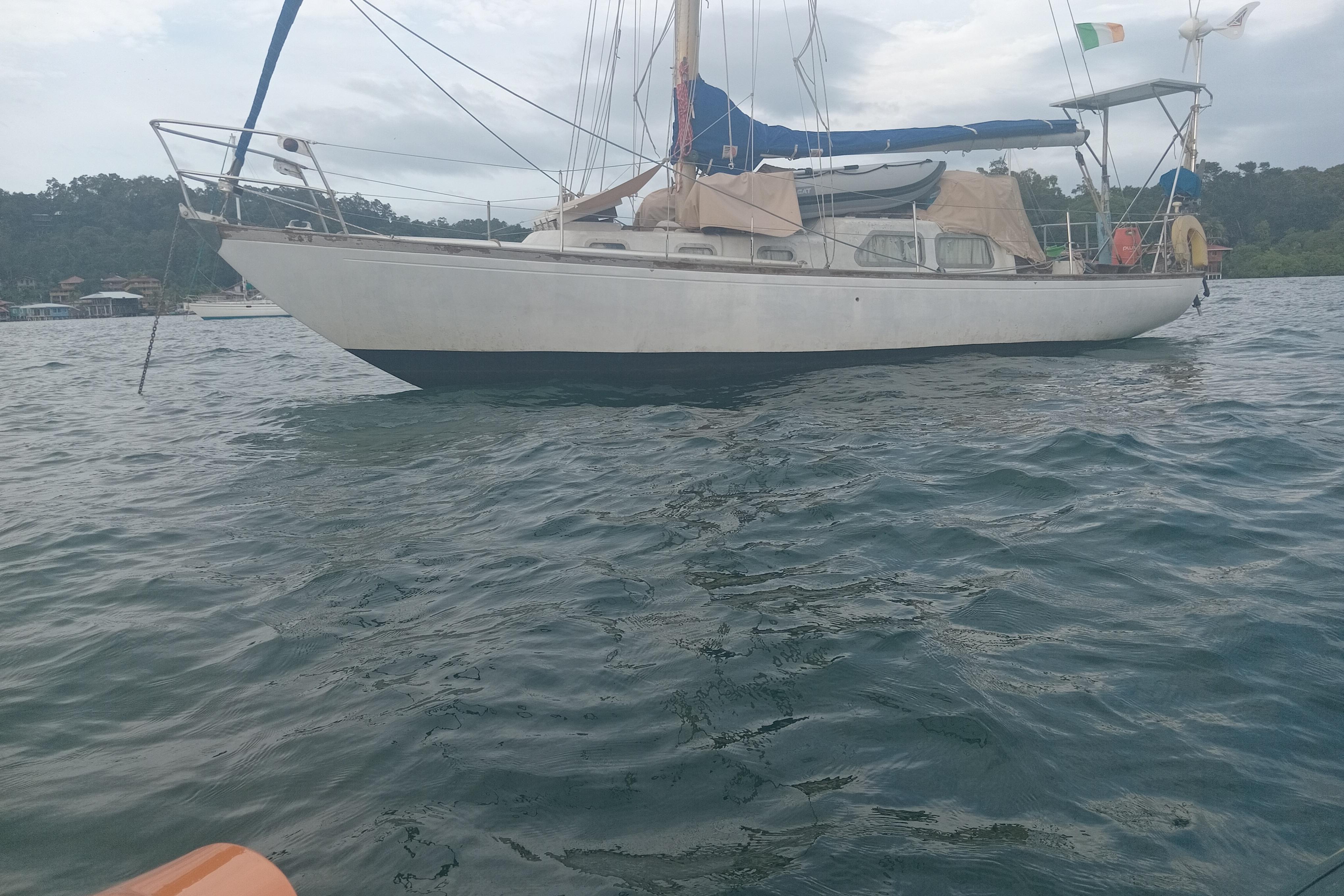 1965 Nicholson 32