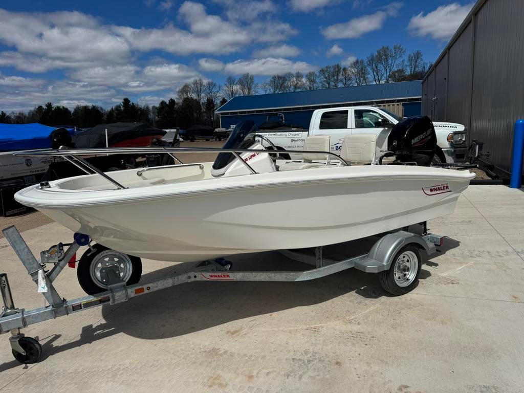 2026 Boston Whaler 130 Super Sport - 4