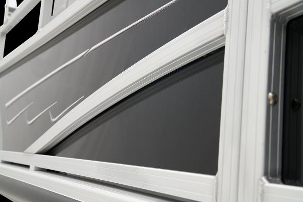2024 Ranger Reata 223F - 24