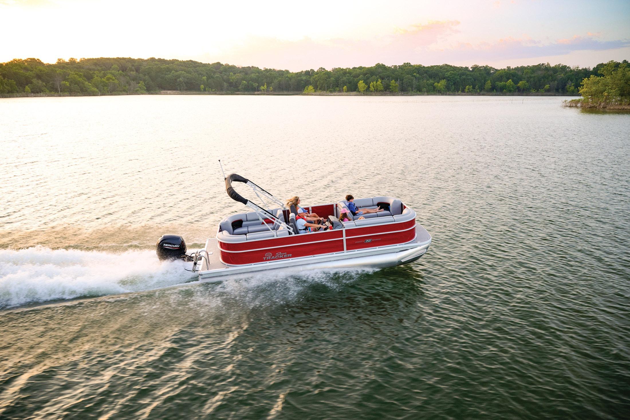 2026 Sun Tracker Party Barge 22 DLX - 8