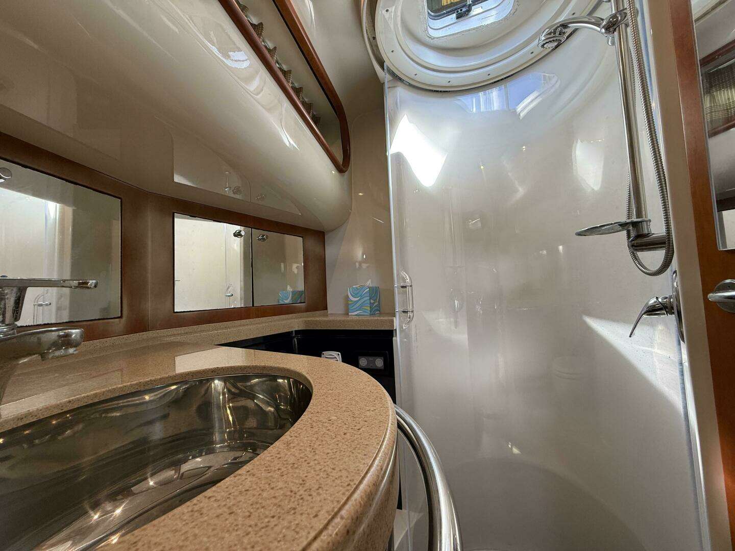 2007 Chris-Craft Roamer 40 - Image 5
