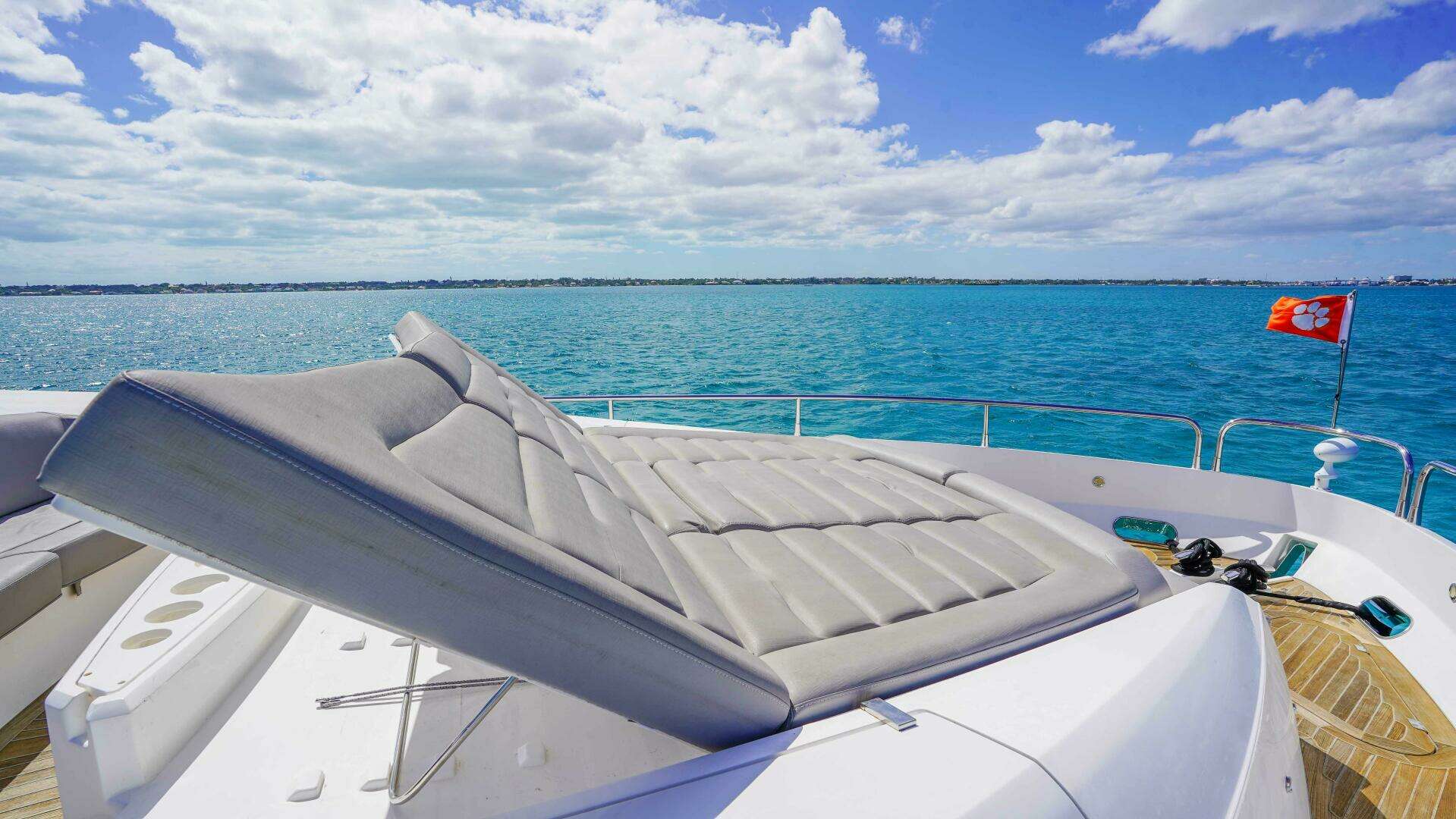 2016 Sunseeker 75 Yacht - Image 19