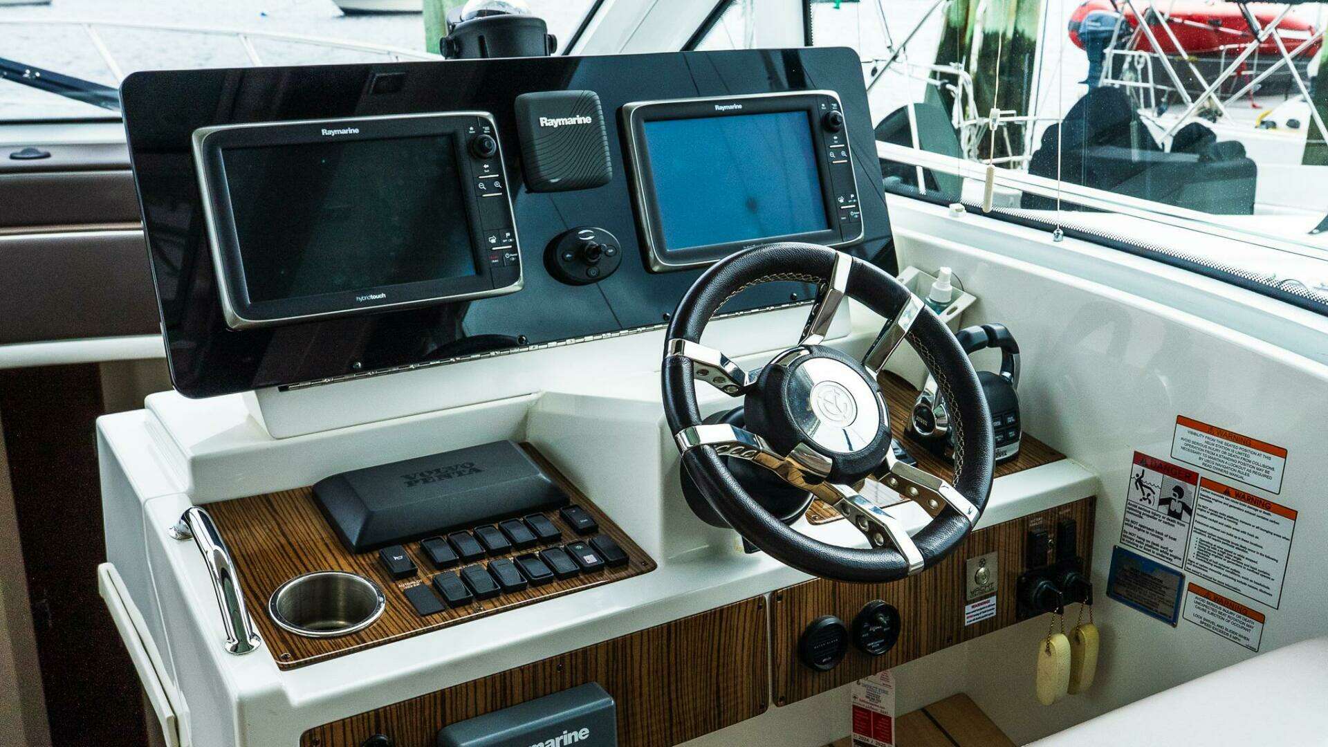 2013 Cruisers 48 Cantius - Image 29
