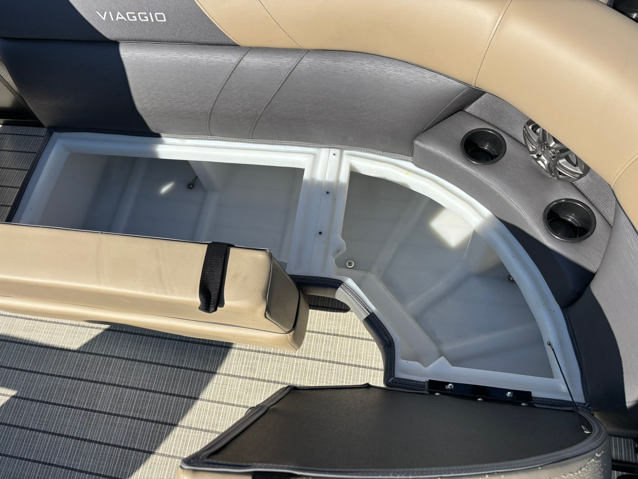 2026 Viaggio V20U - 31