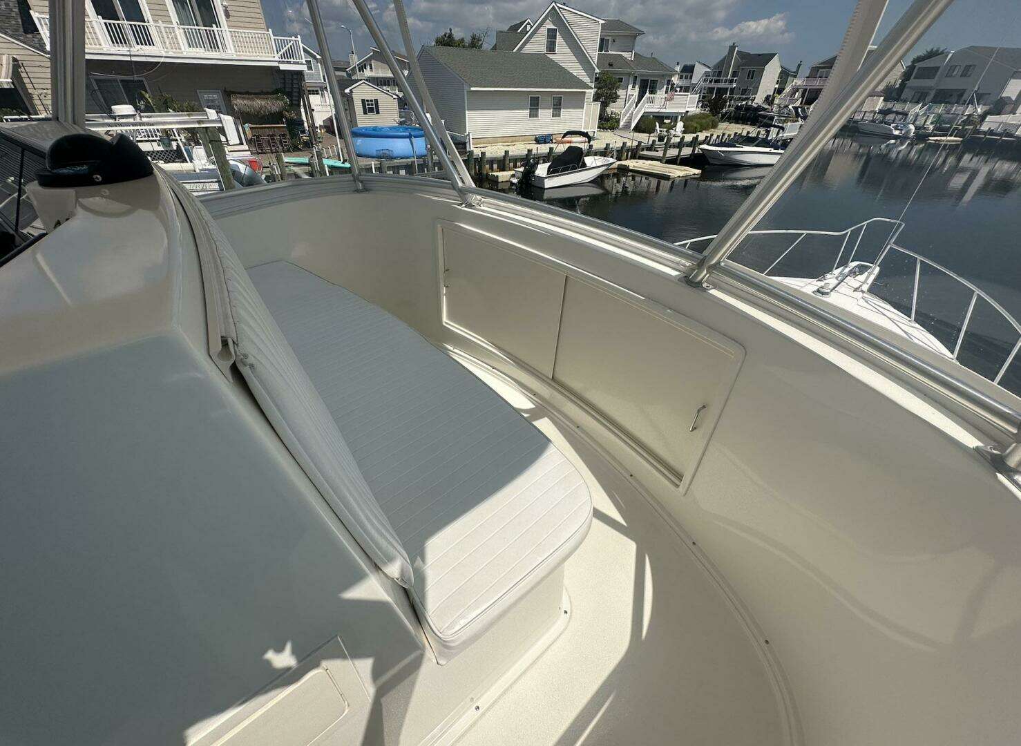 2006 Henriques 42 Convertible - Image 9