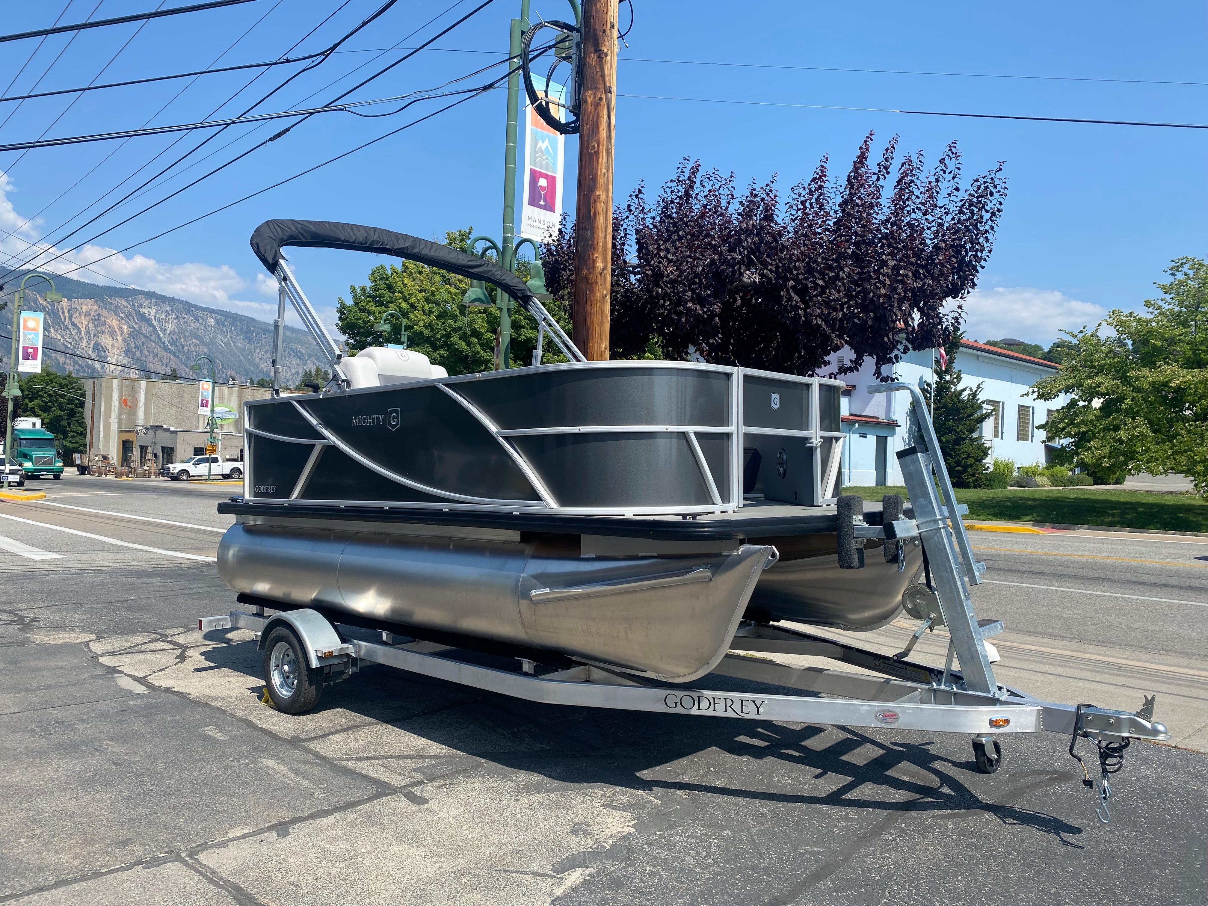 2023 Godfrey MIGHTY G 1476F