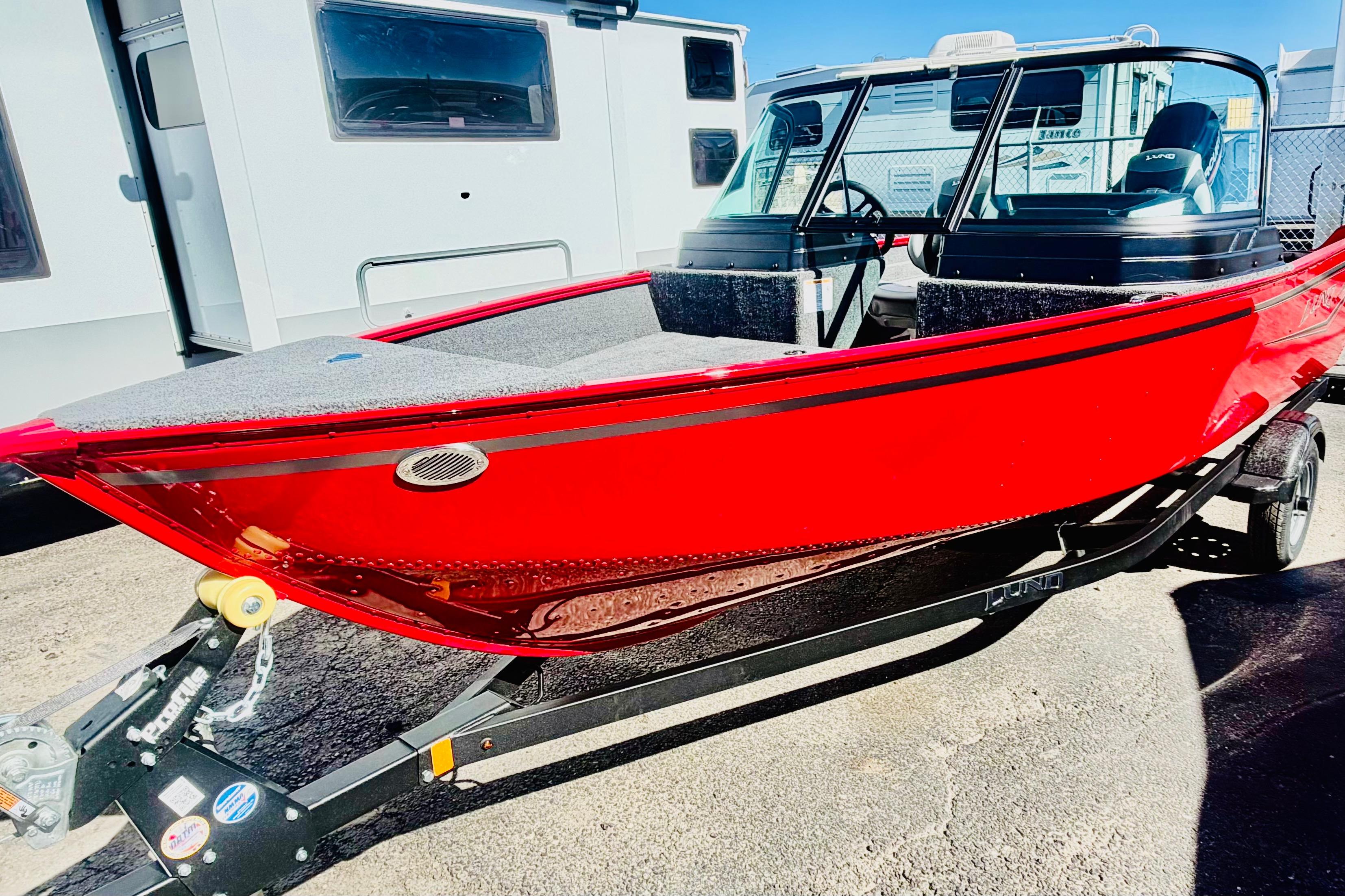2026 Lund 1650 Angler Sport