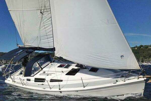 2004 Hunter Sloop