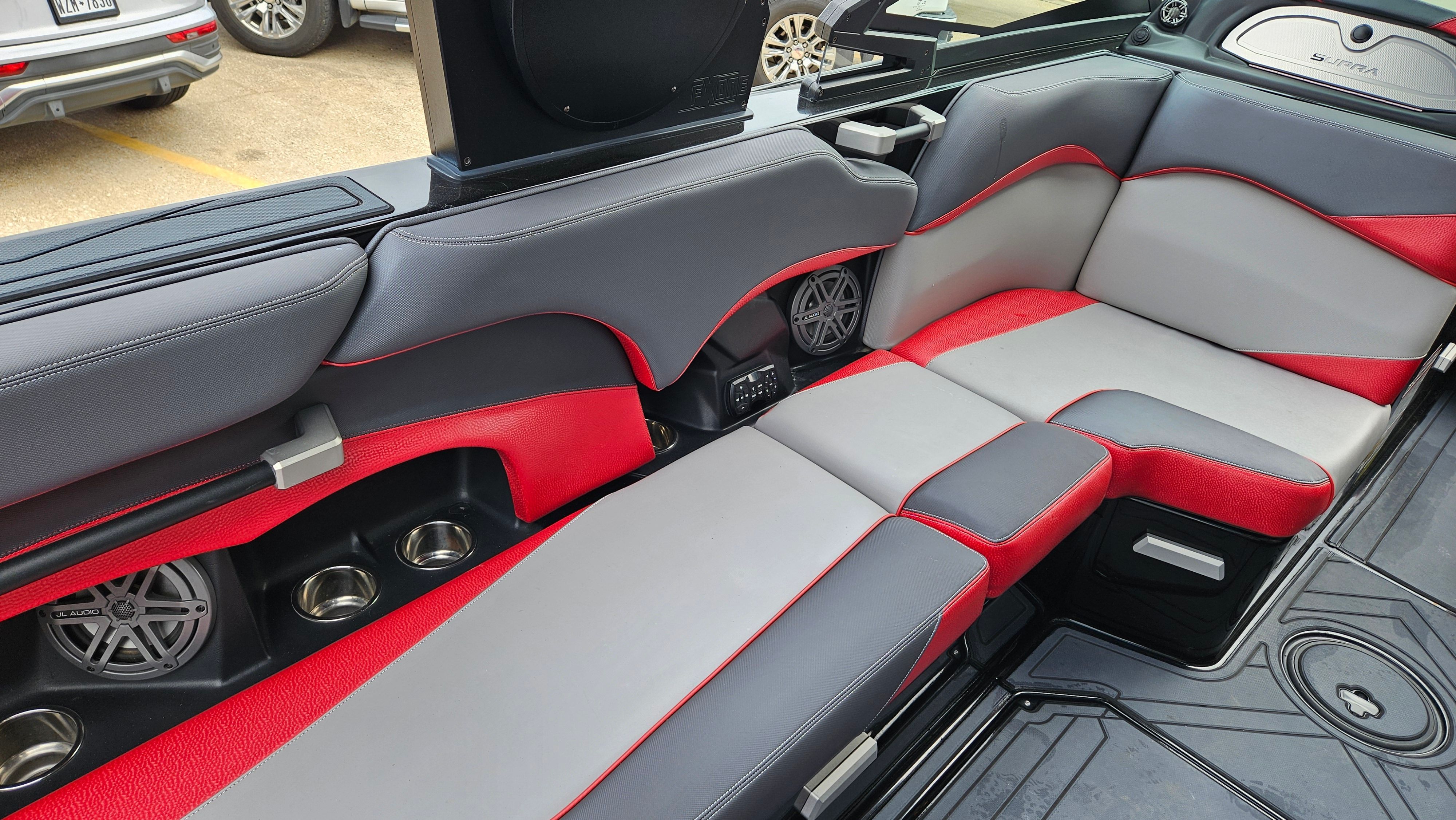 2018 SUPRA SE 550 - Image 16