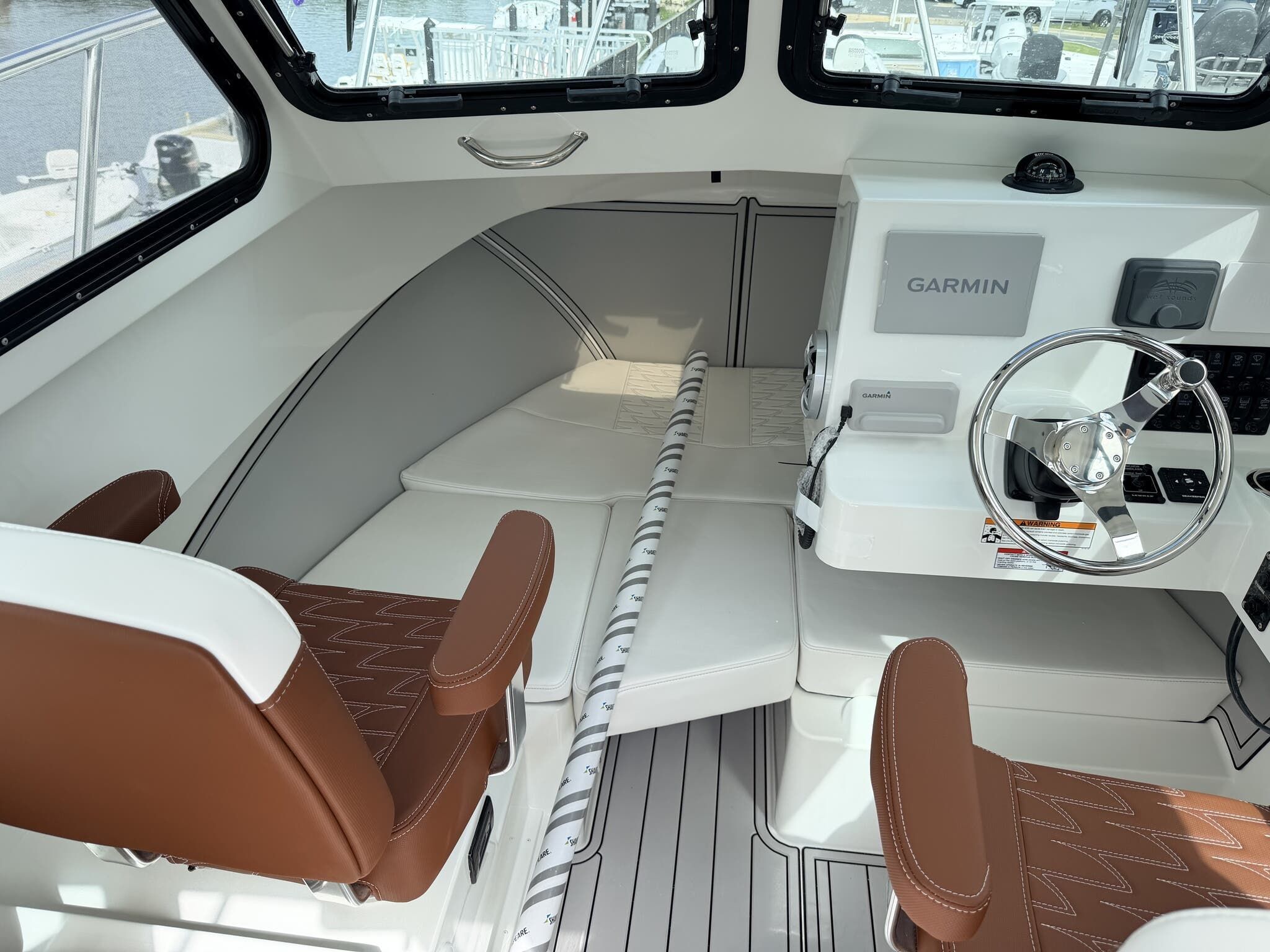 2026 Parker 227 Explorer WITH AC AND SEAKEEPER RIDE - 10
