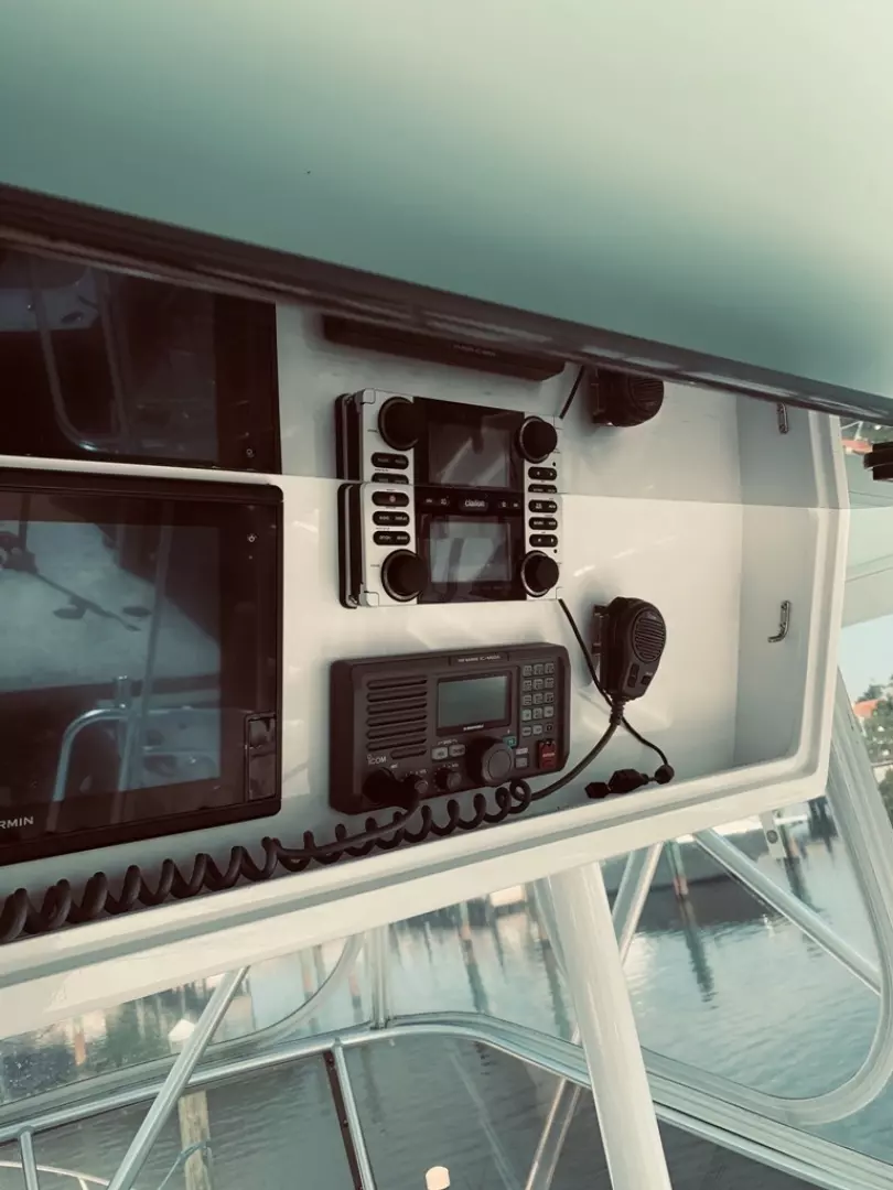 1979 Hatteras Sportfish - Image 23