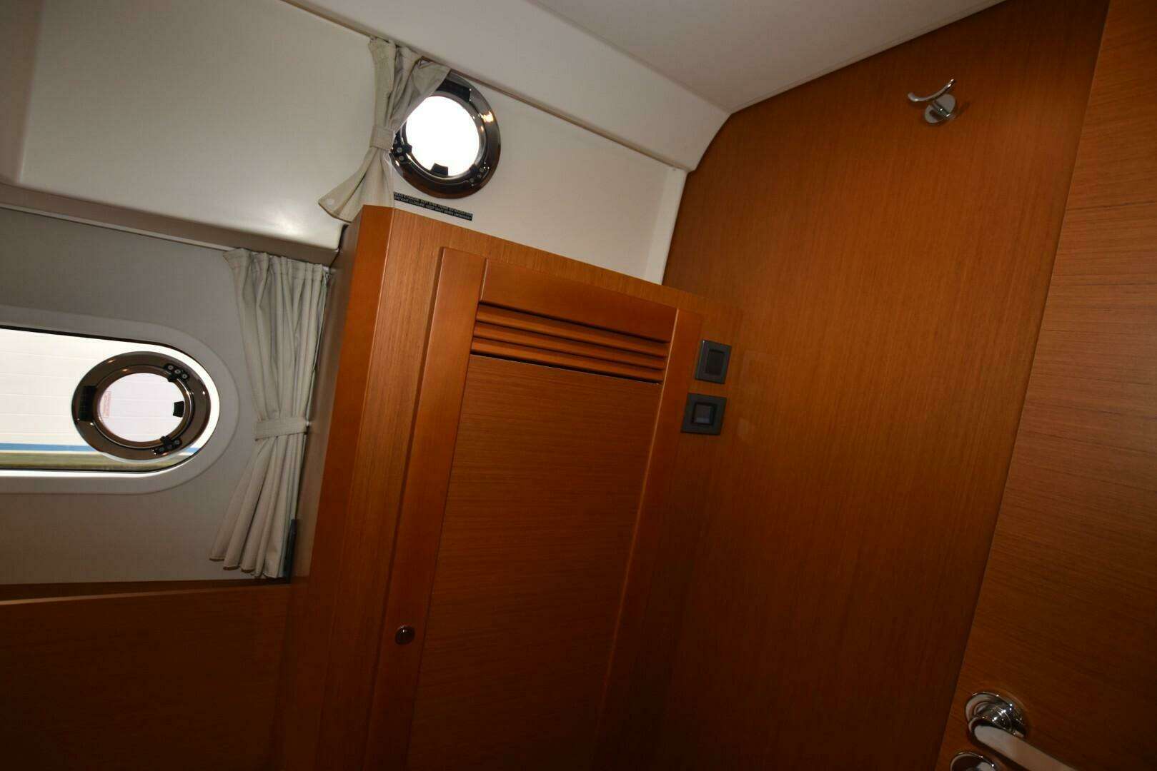 2023 Beneteau Swift Trawler 41 Fly - Image 11