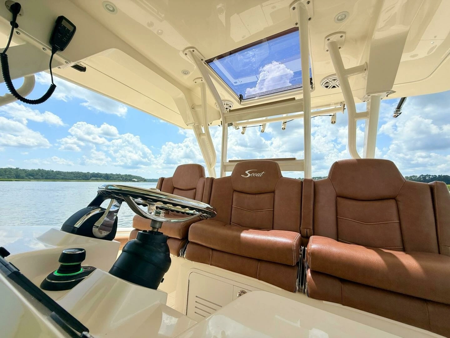 2020 Scout 380 LXF - Image 28