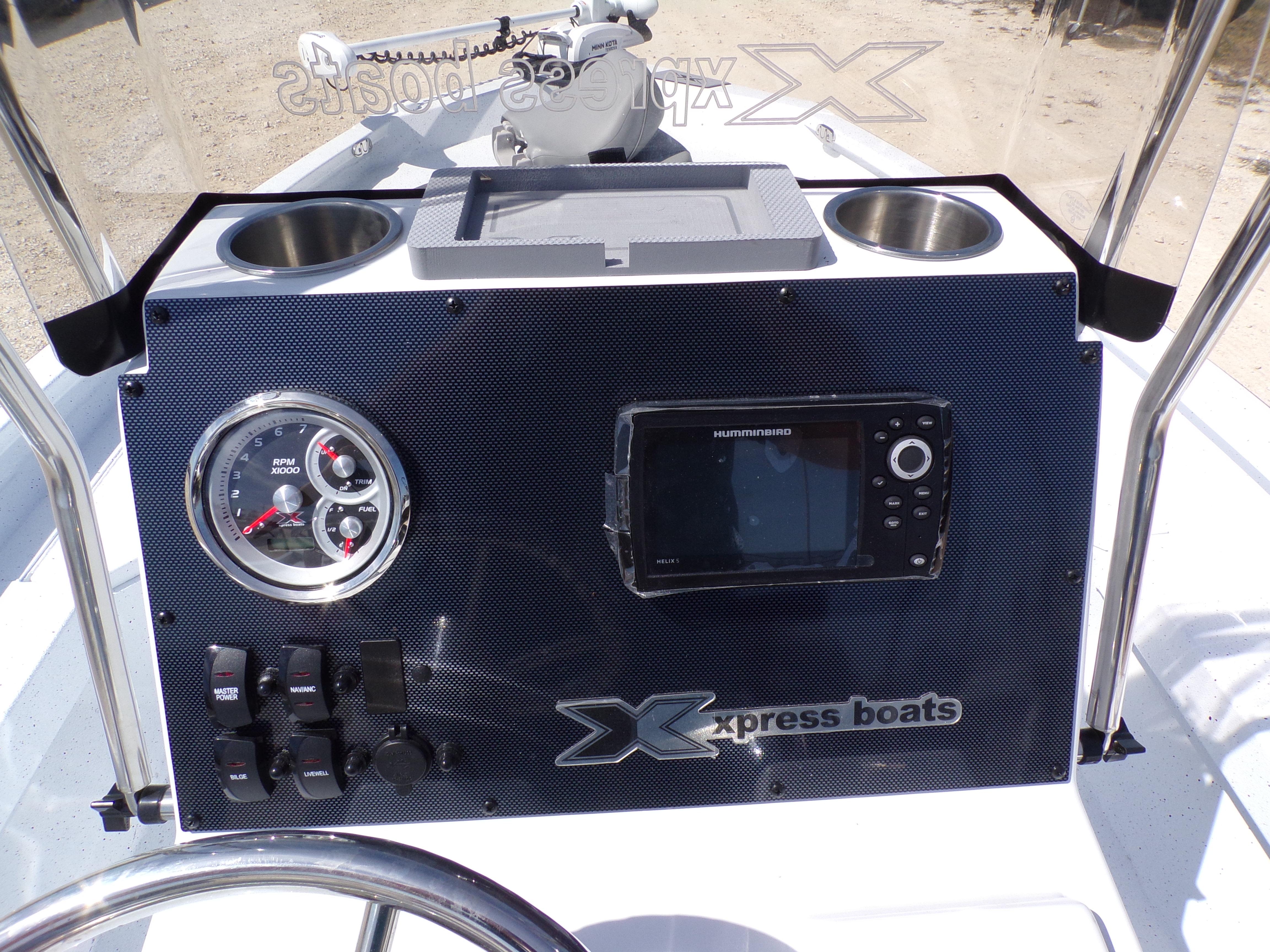 2025 Xpress H20B Bay - 20