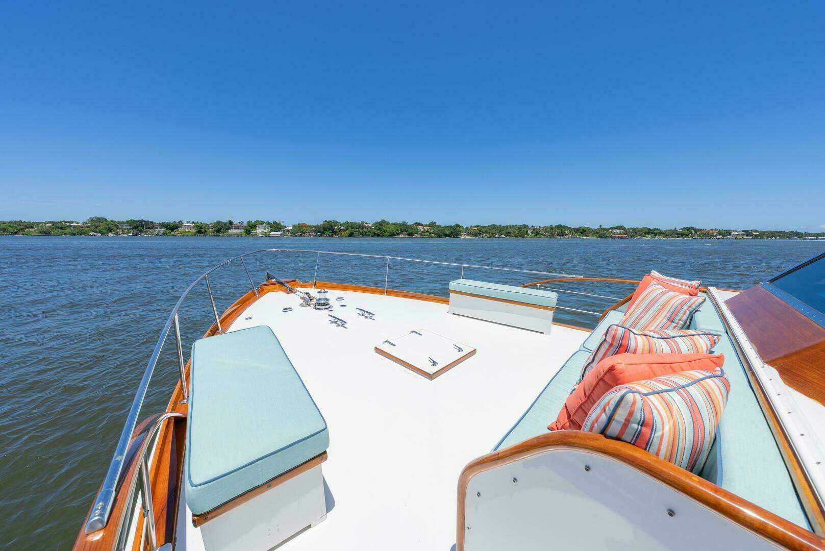1970 Trumpy Houseboat - Image 35