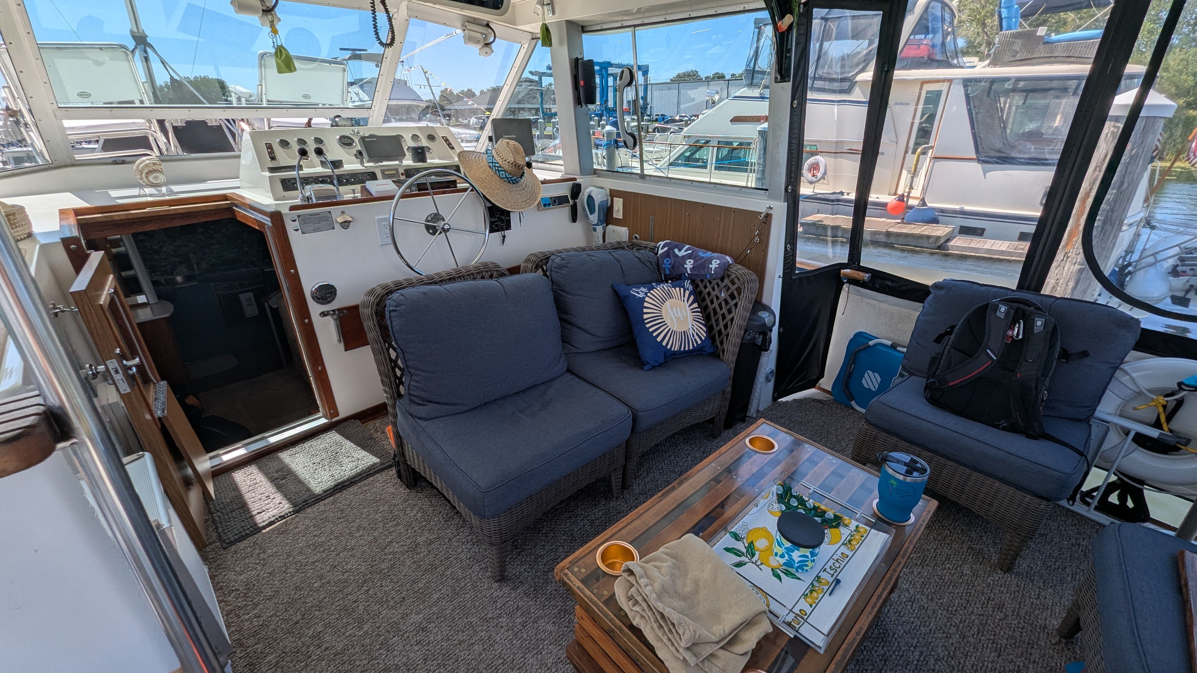 1975 Bertram 42 Motor Yacht - 9
