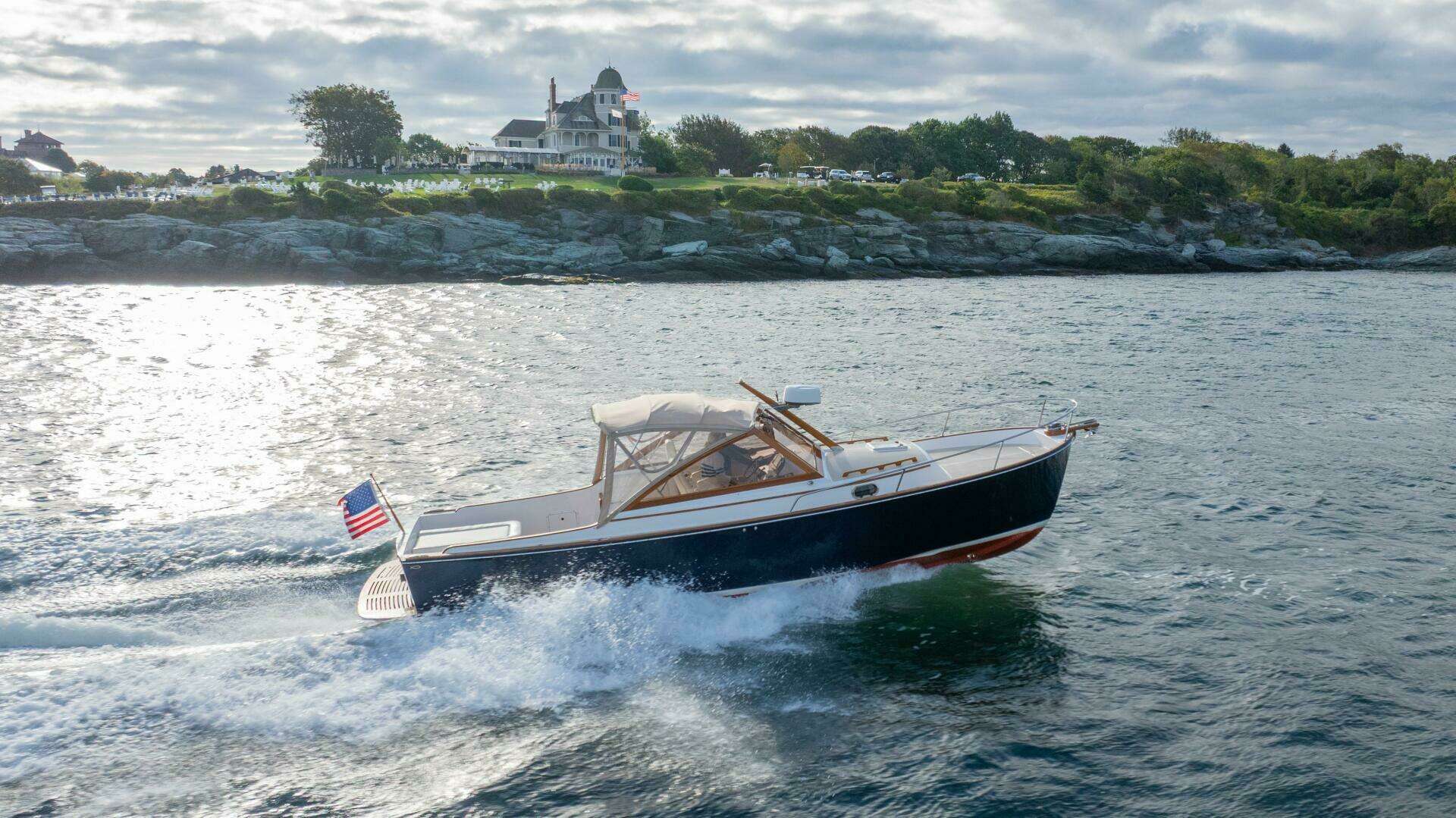 2020 CH Marine Shelter Island Nomad - Image 24
