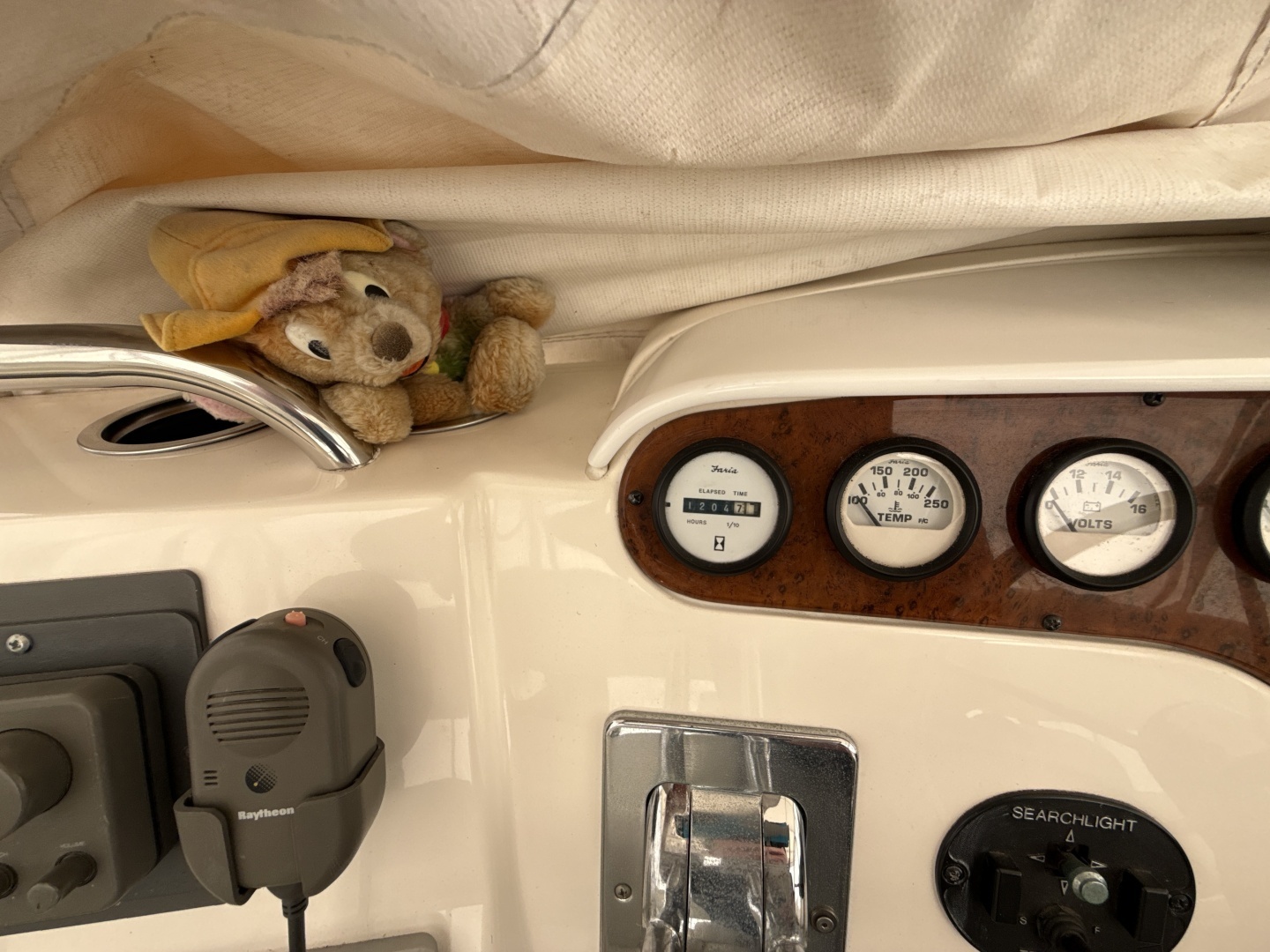 1999 Silverton 422 - Image 32