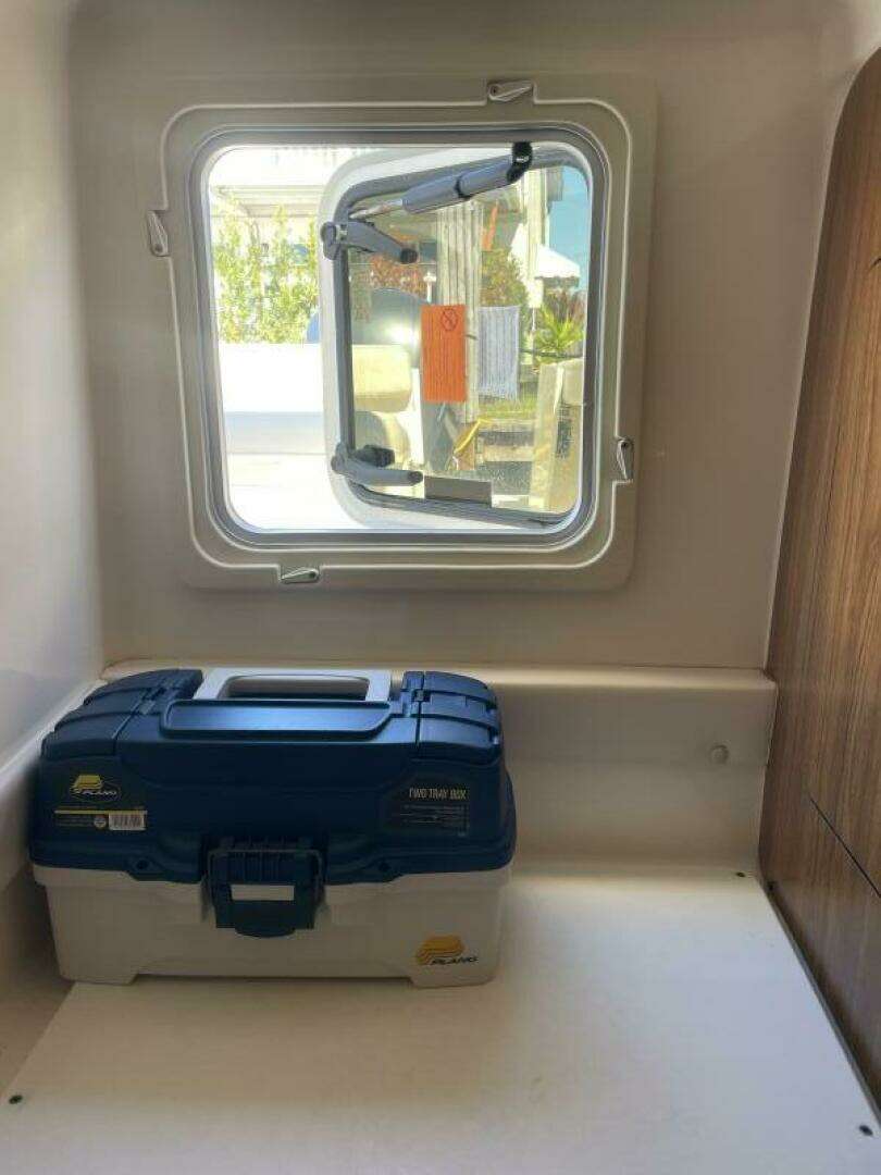 2014 Pursuit OS 315 - Image 44