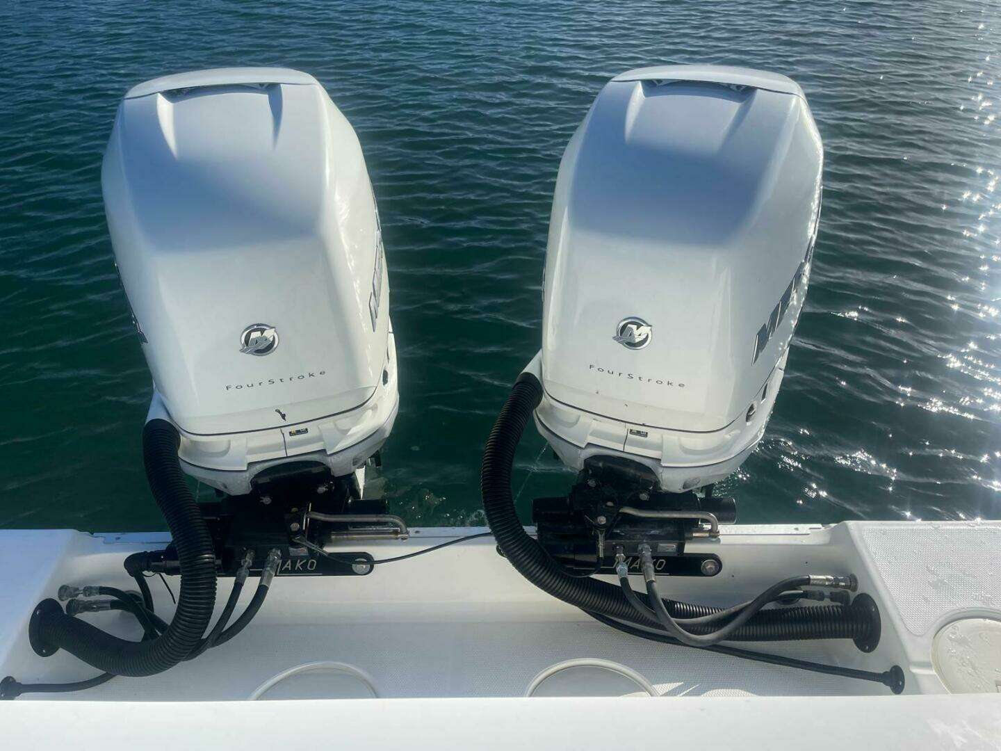 2016 Mako 284 Center Console - Image 7