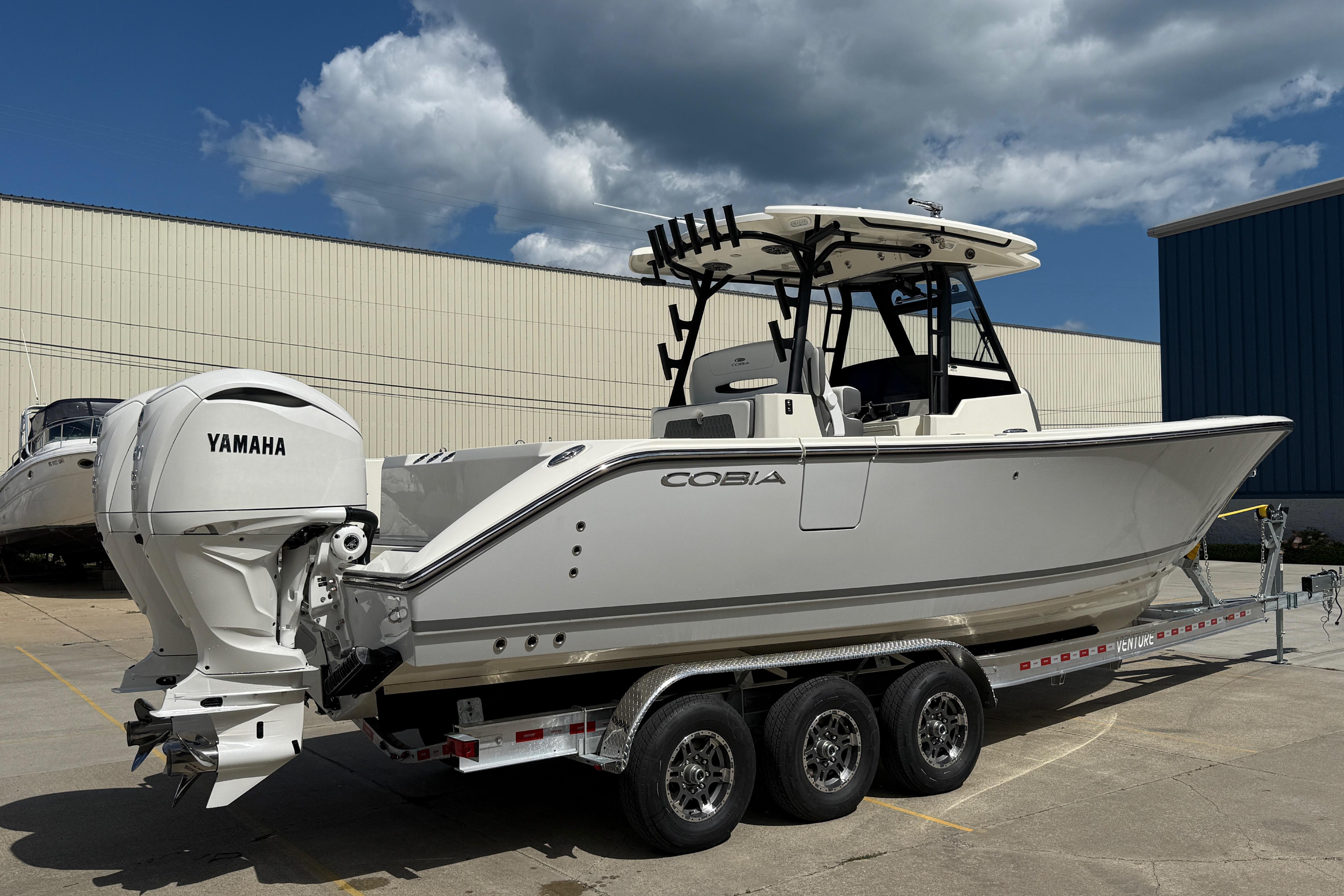 2026 Cobia 305 Center Console