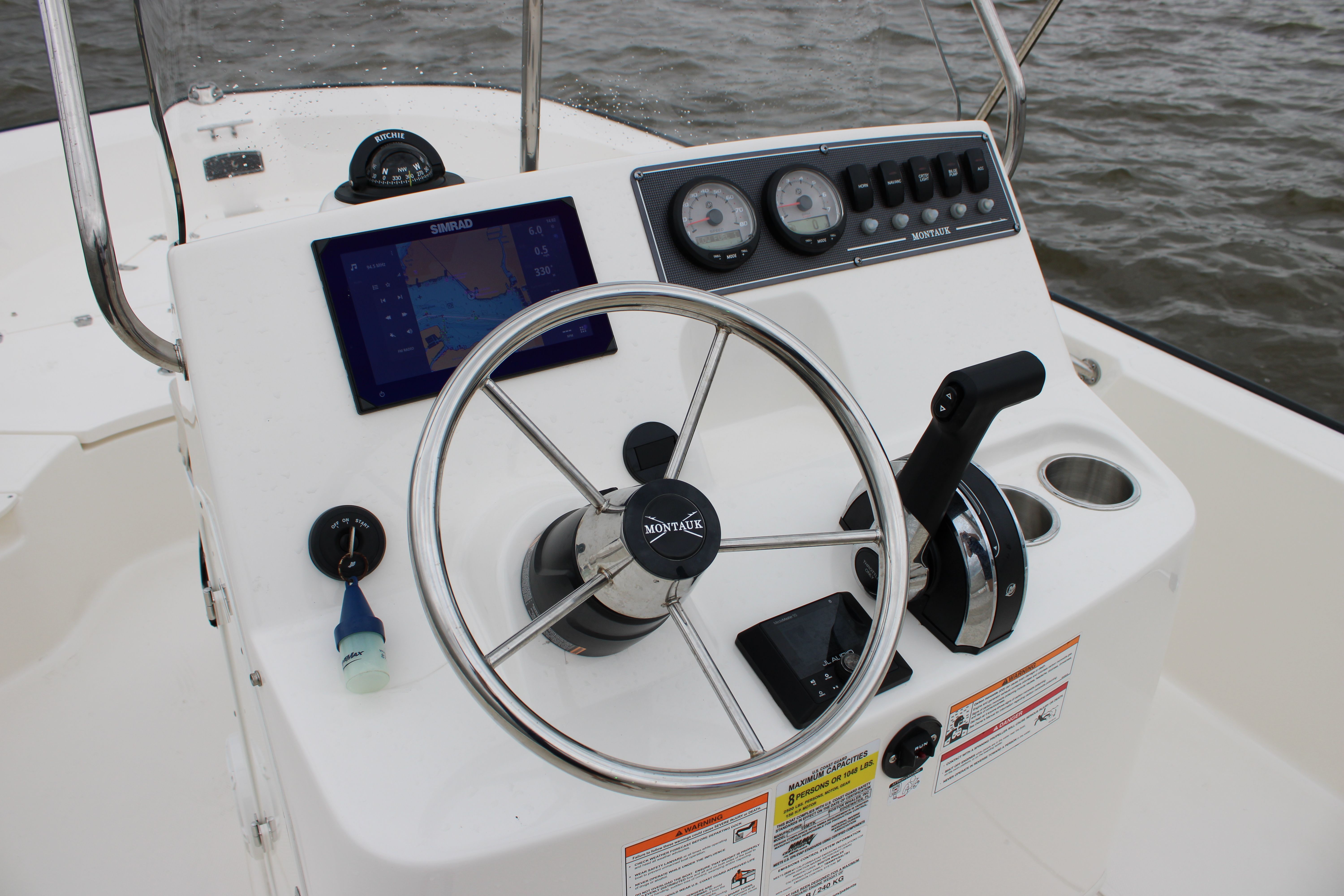 Boston Whaler 190 Montauk 2026 helm with navigation system.