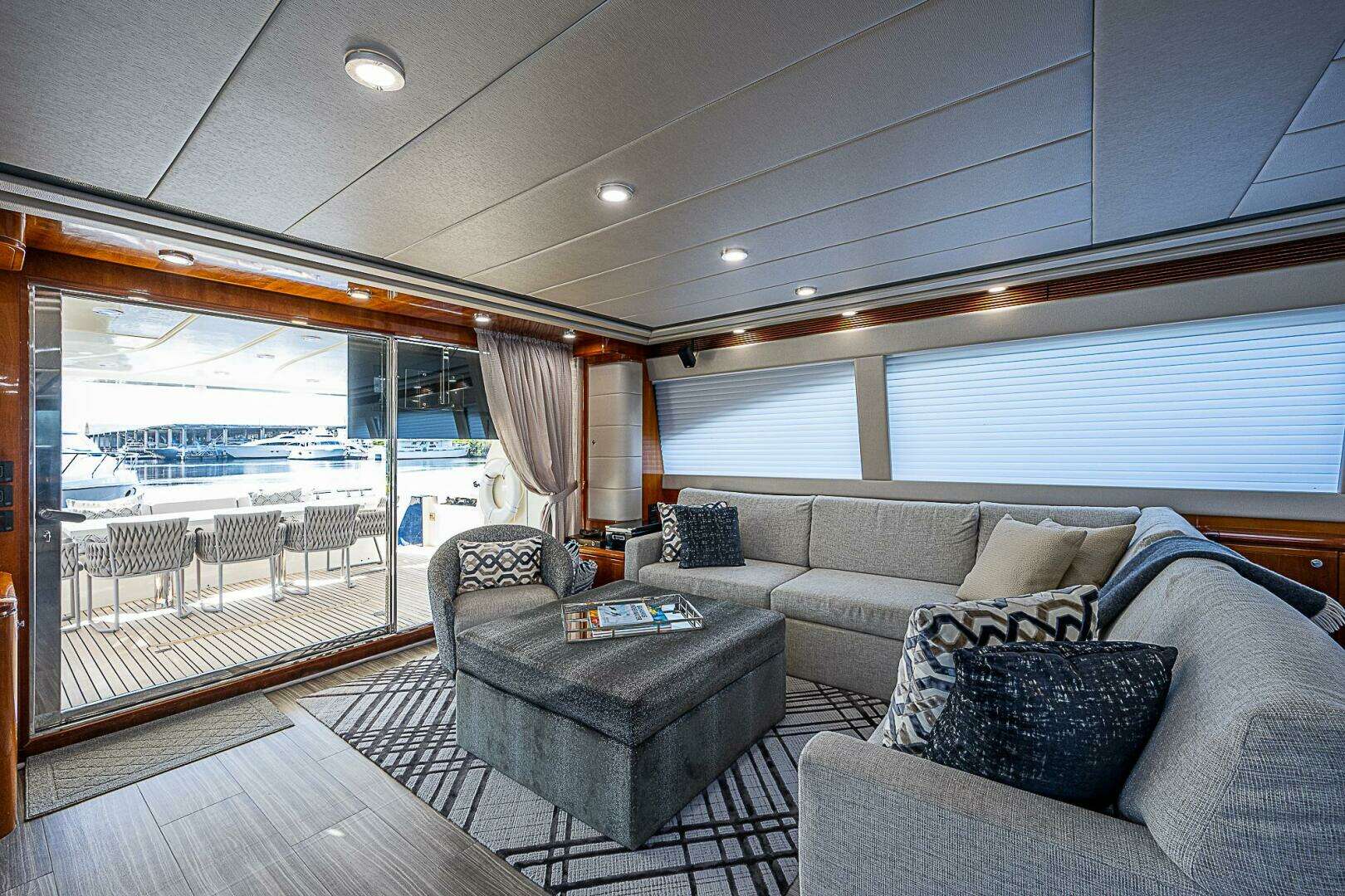 2006 Ferretti Yachts 830 - Image 57