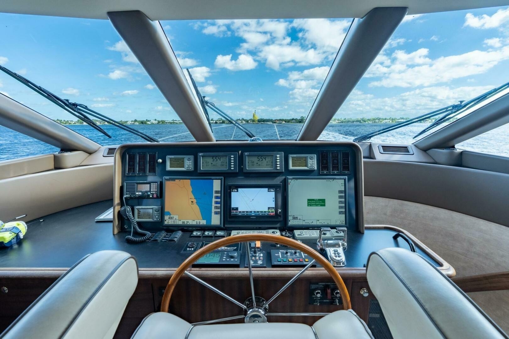 2009 Pacific Mariner 65 Motor Yacht - Image 34