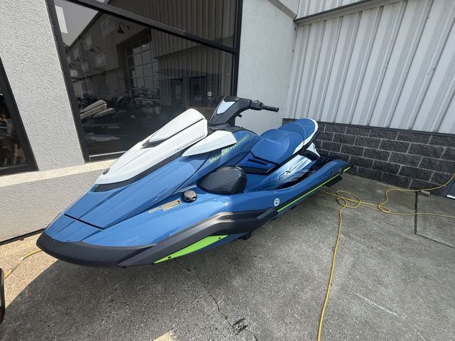 2024 Yamaha WaveRunner FX Cruiser SVHO - 2