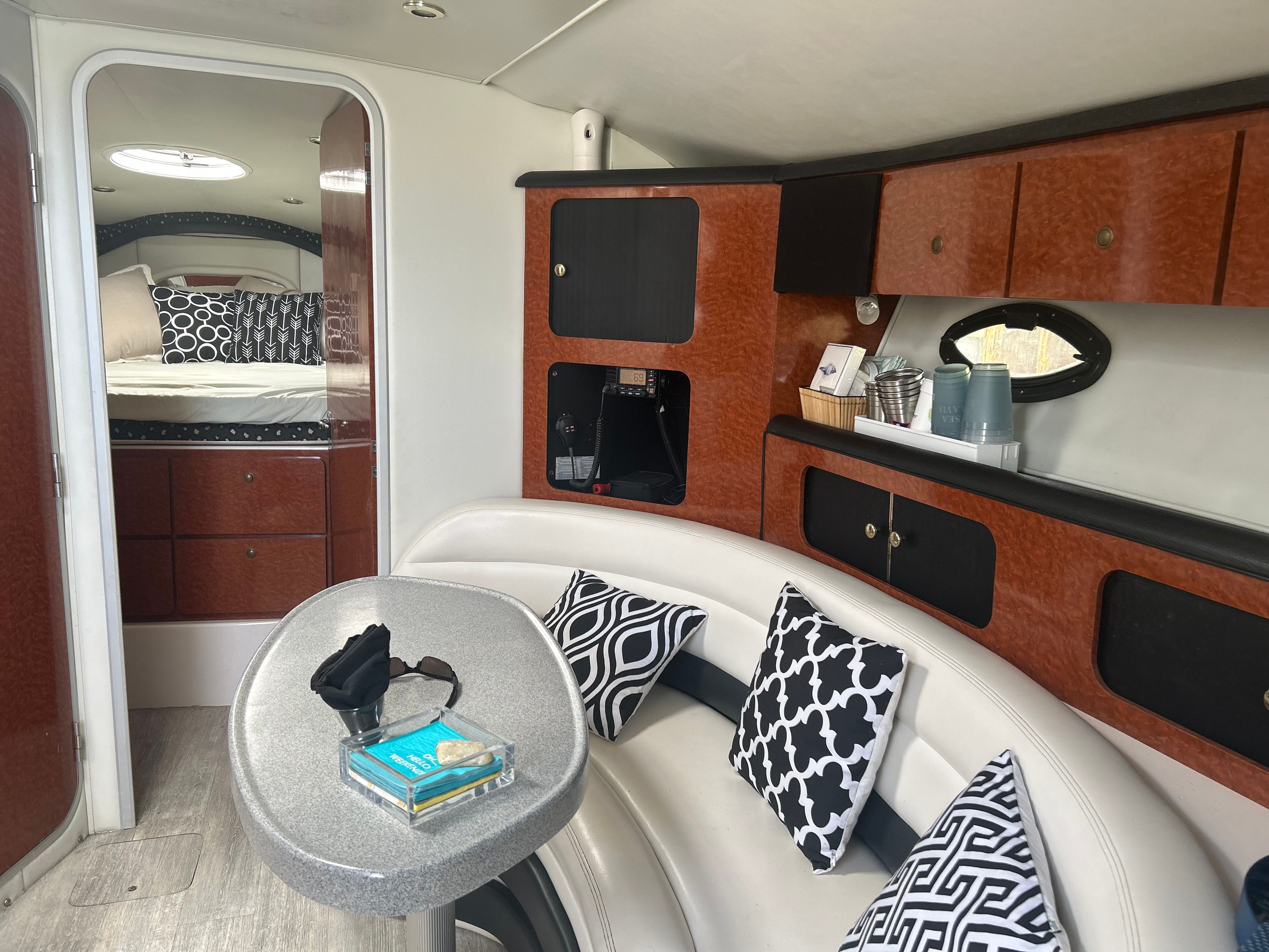 2002 Wellcraft 3700 Martinique - 6