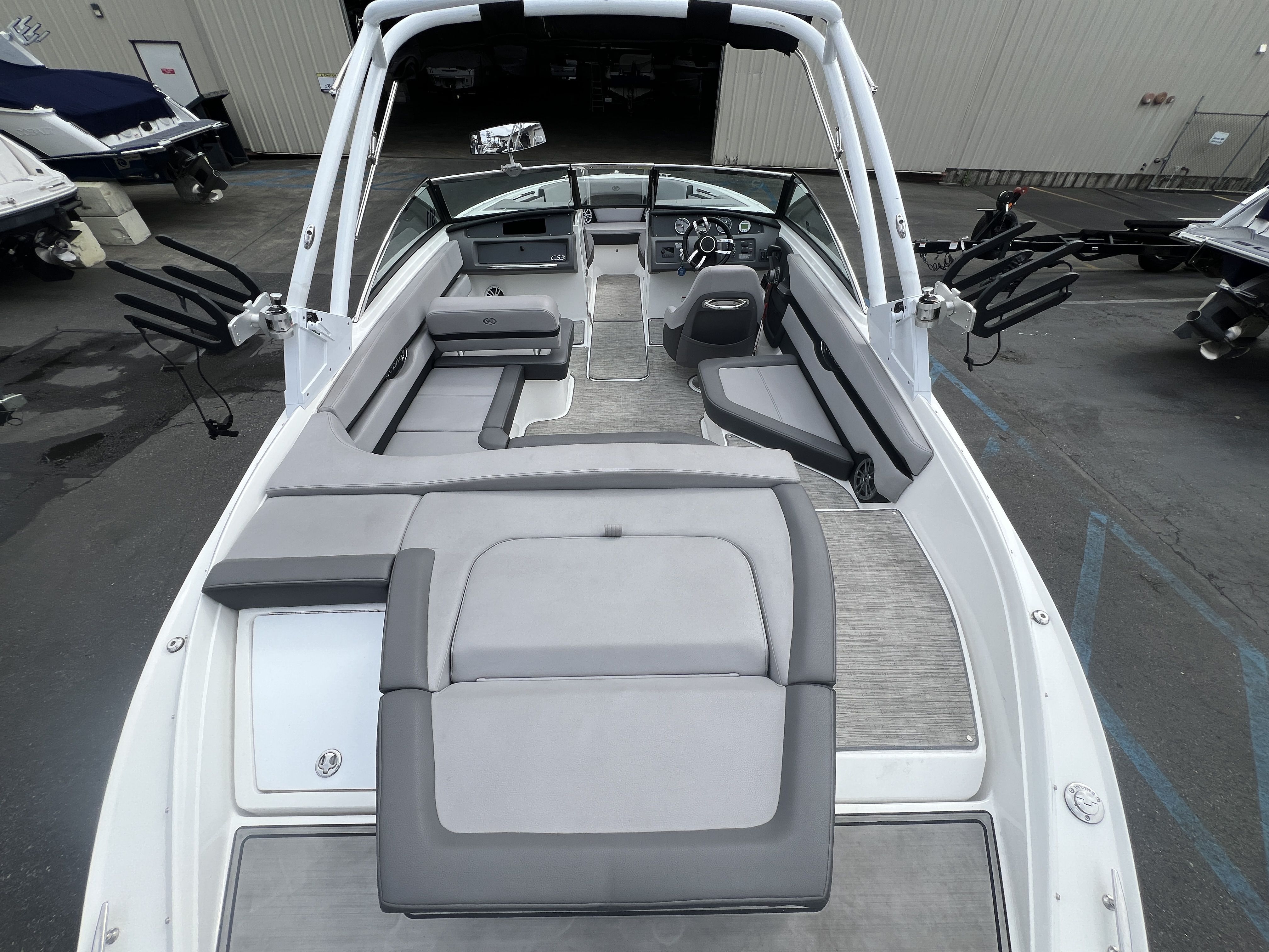 2023 Cobalt CS23 Surf - 9
