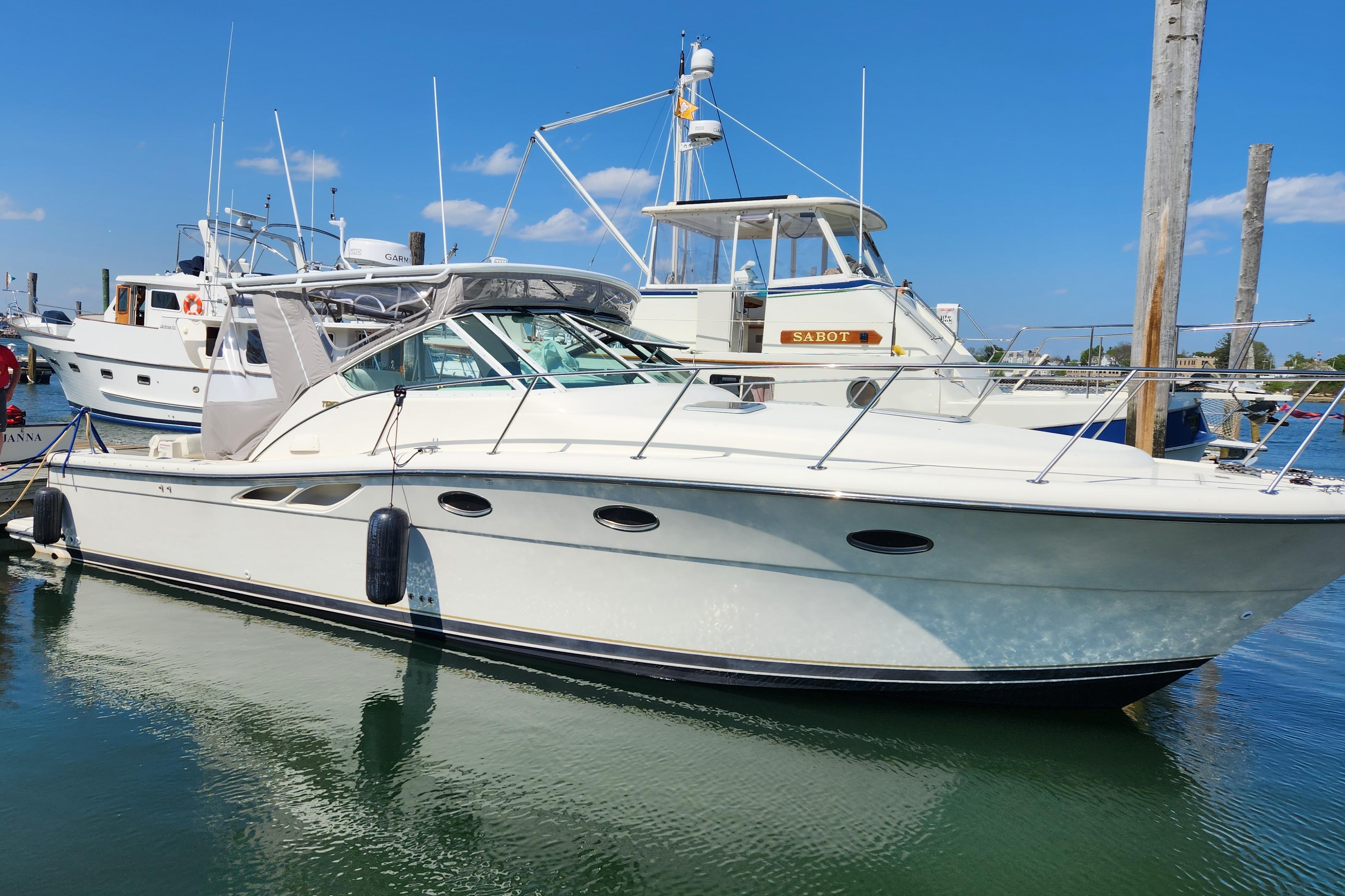 1998 Tiara Yachts 3500 Open