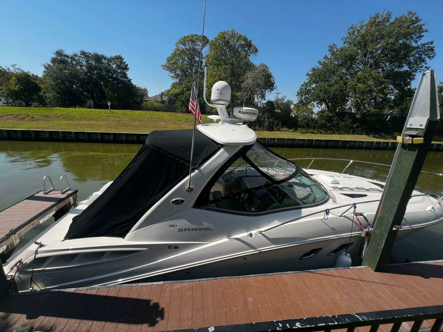 2007 Sea Ray Sundancer - Image 2