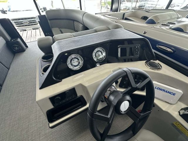 2026 Crest Conquest 23 FT - 9