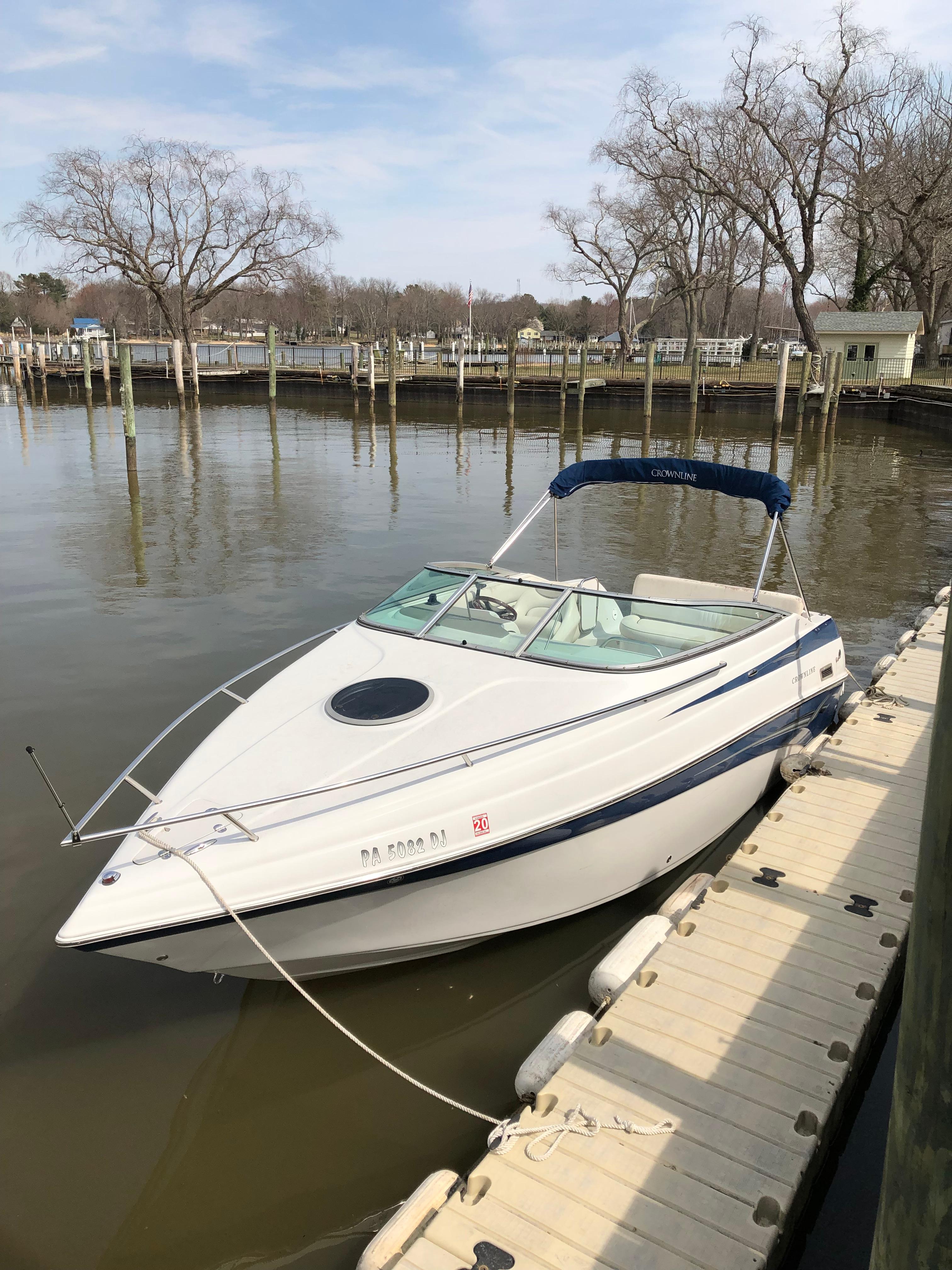 2006 Crownline 235 CCR