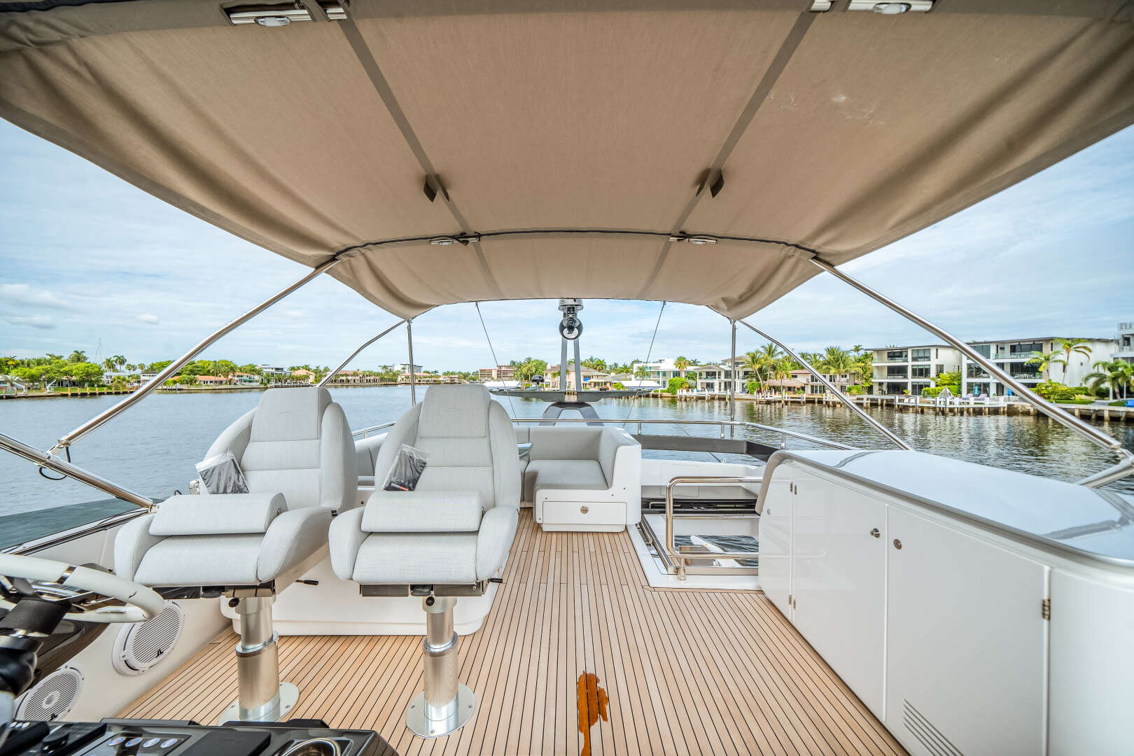 2026 Azimut S8 - Image 76