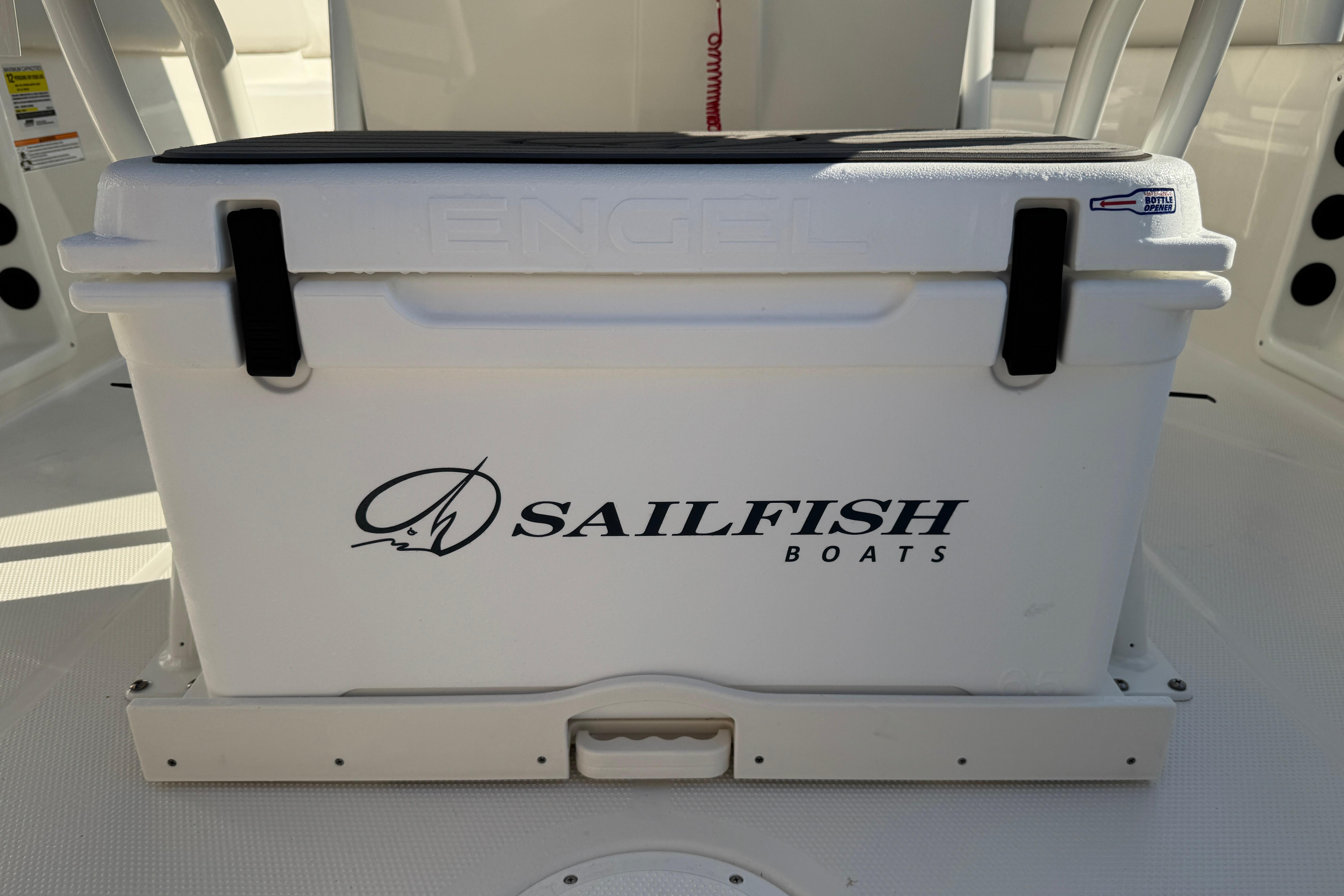 Cooler on Sailfish 232 CC boat deck, model year 2026.