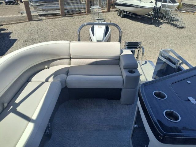 2026 Avalon LSZ Elite Windshield 23 FT - 13
