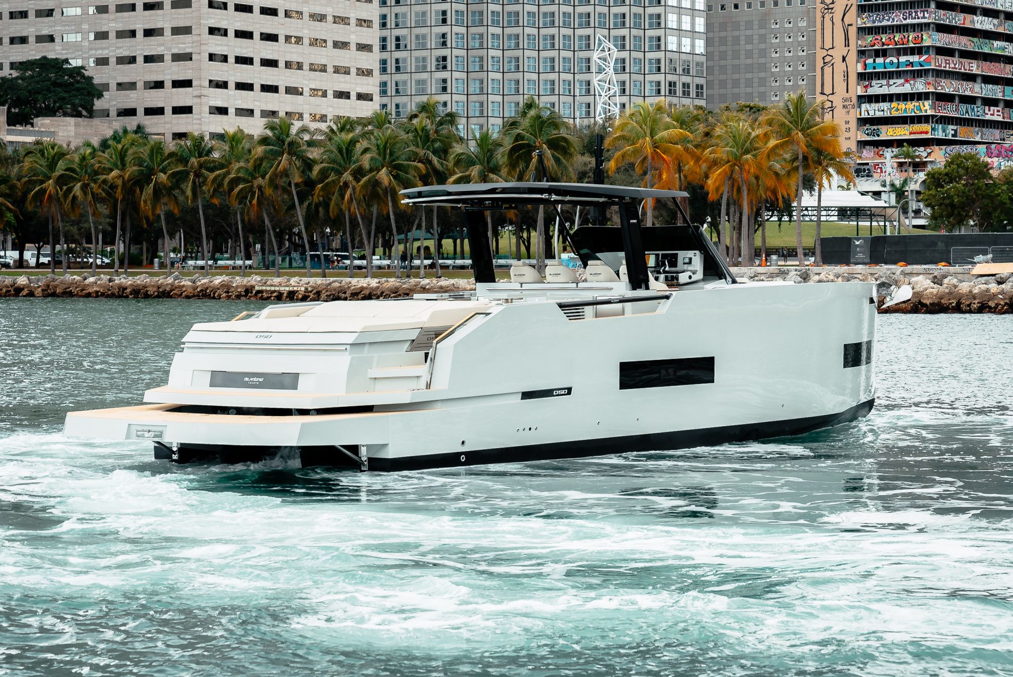 2025 De Antonio Yachts D50 OPEN - 8