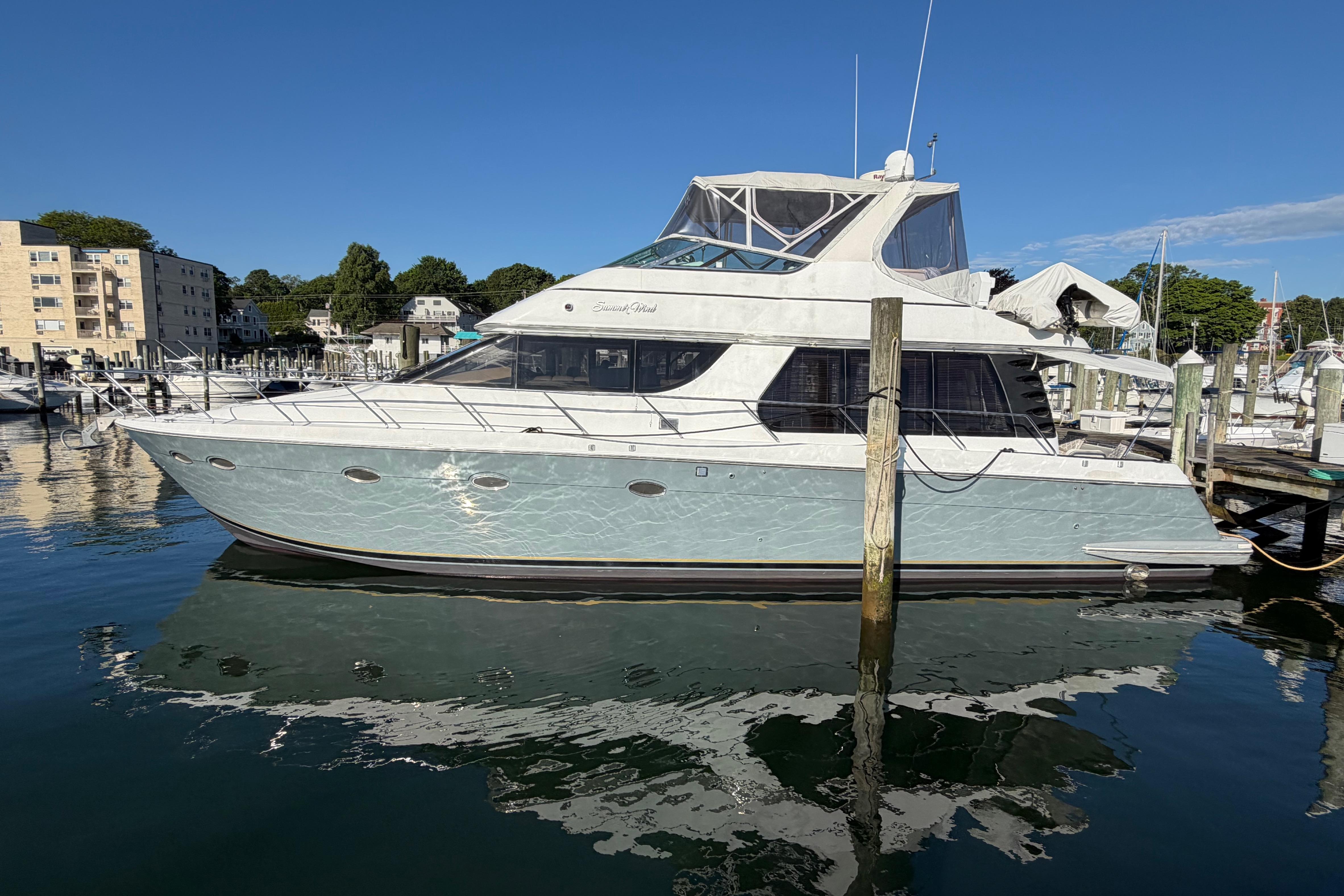 1999 Carver 530 Voyager Pilothouse