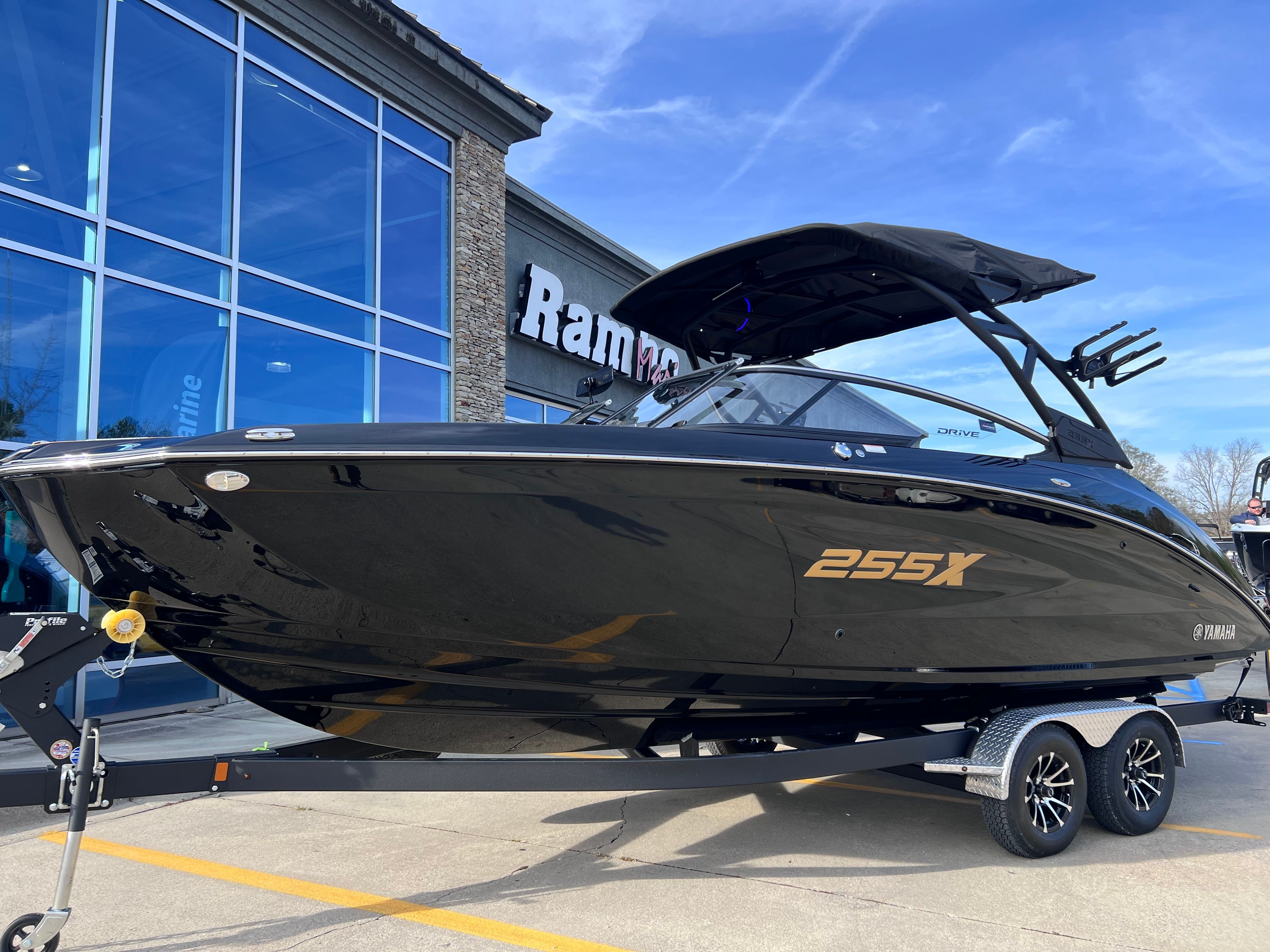 2026 YAMAHA 255 XD - Image 2