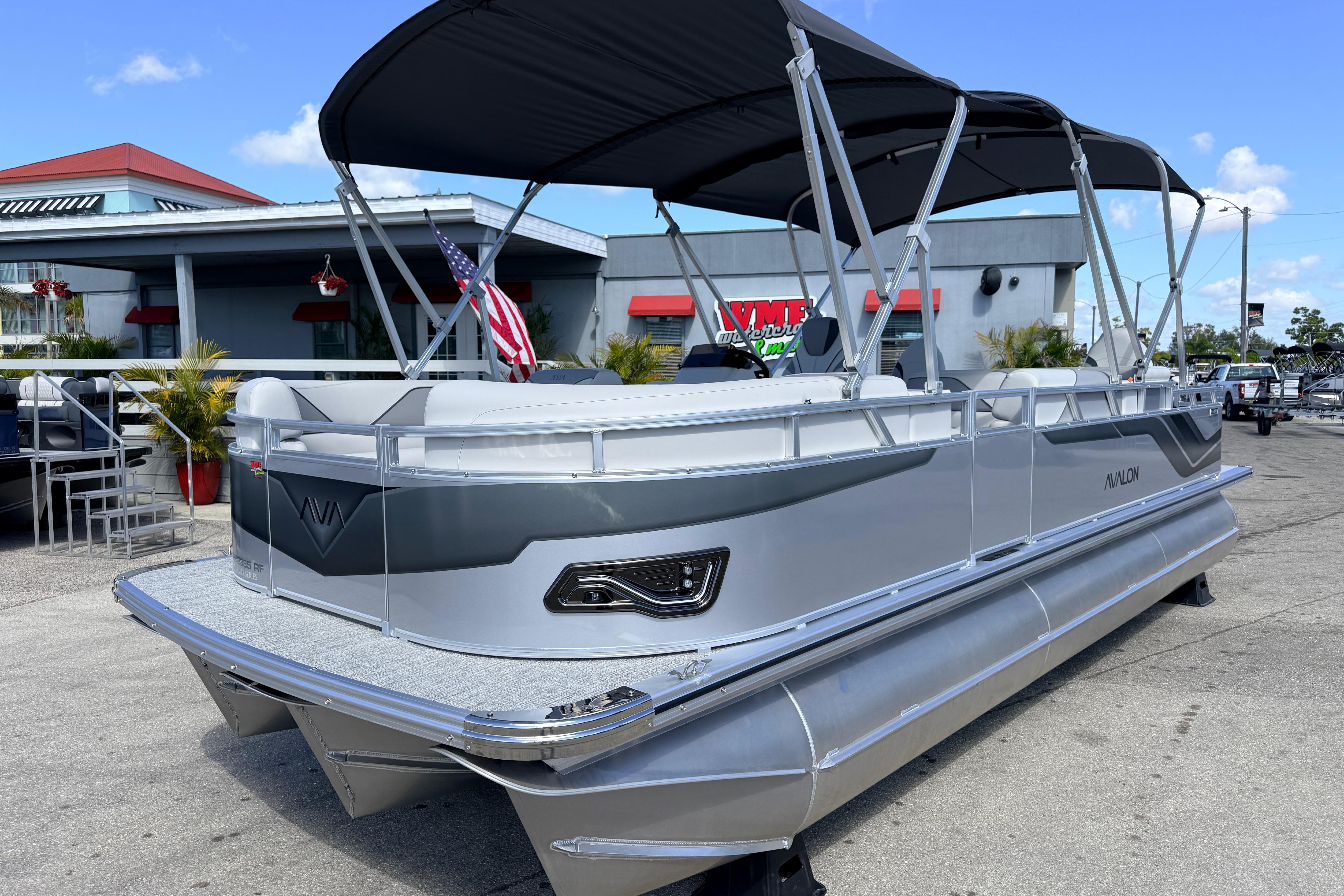 2026 Avalon 2385 Venture 85 Rear Fish, Tri Toon, High Performance